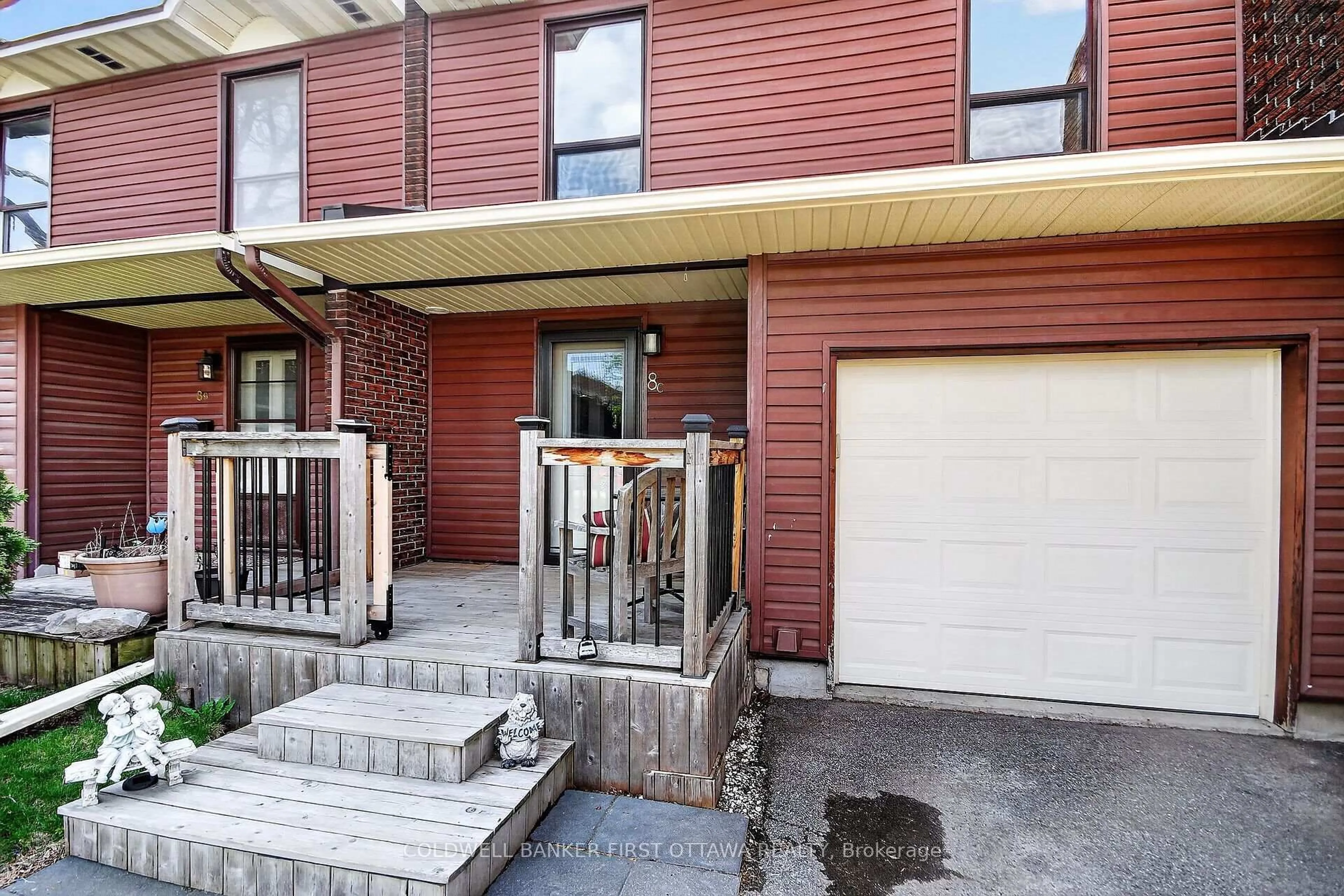 Unknown for 8 Arnold Dr #C, Ottawa Ontario K2H 6V9