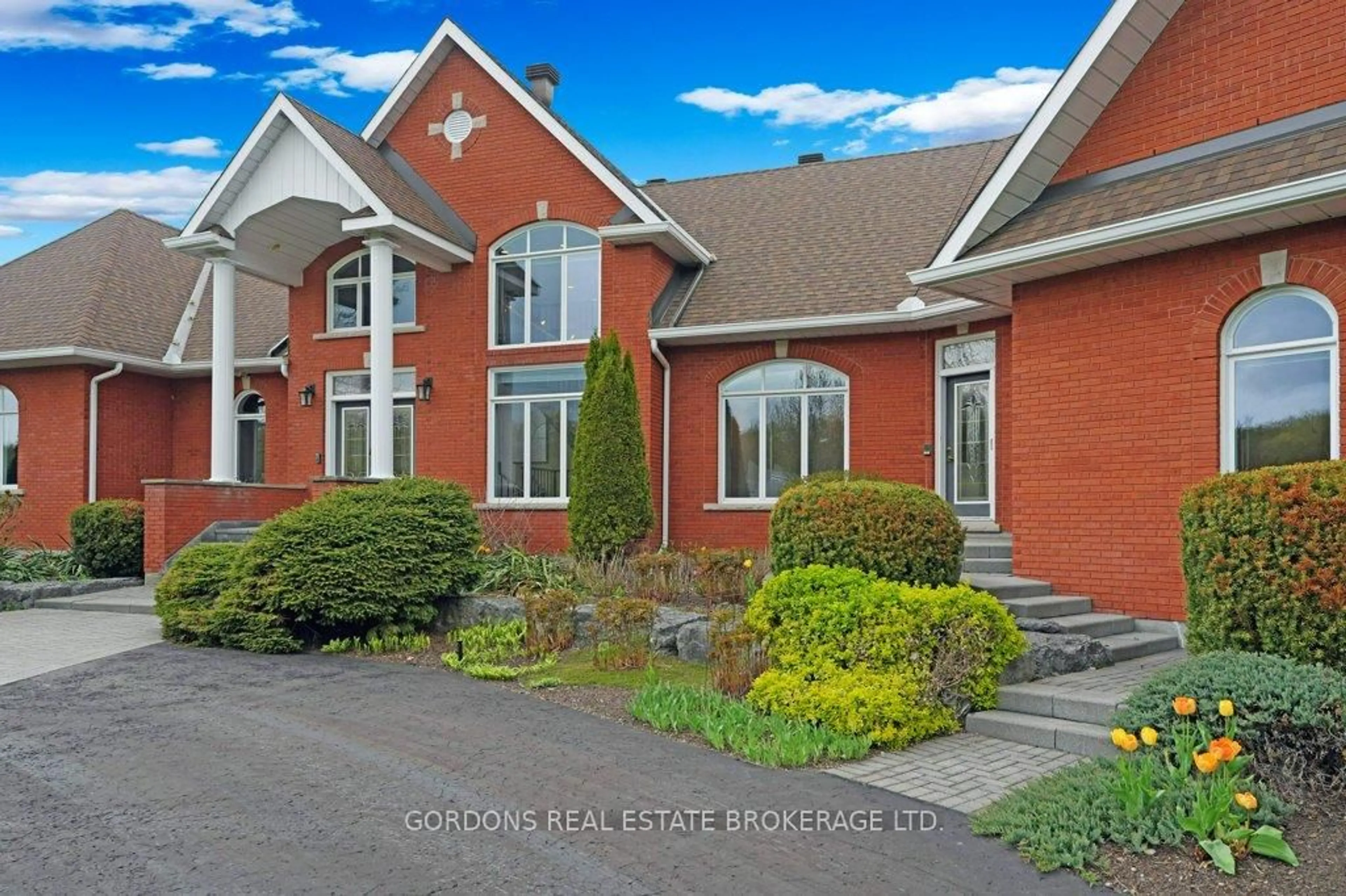 Home with brick exterior material, water/lake/river/ocean view for 2369 Lookout Dr, Cumberland Ontario K4C 1C1