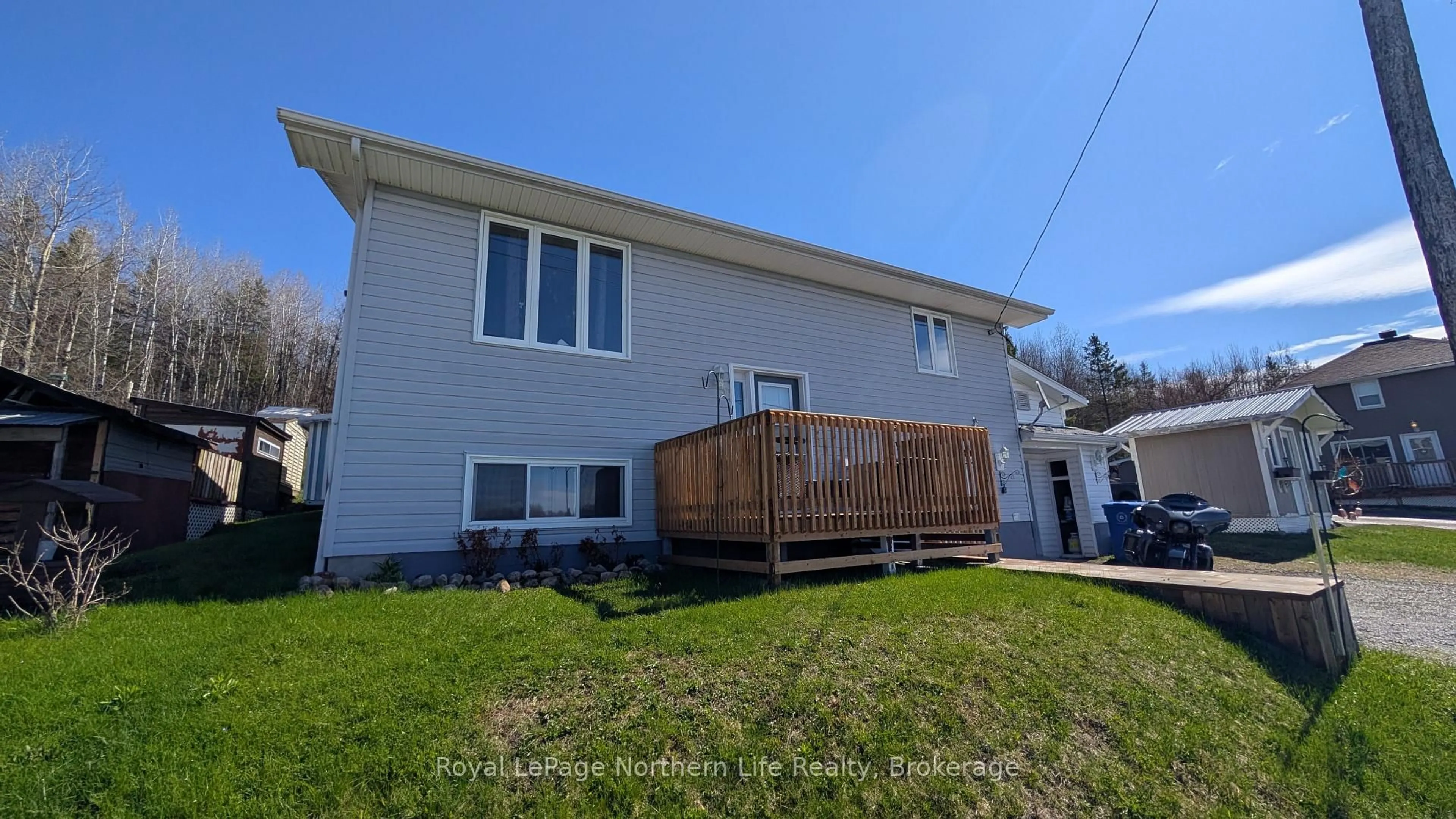 Home with vinyl exterior material, unknown for 141 Larocque St, West Nipissing Ontario P0H 1M0