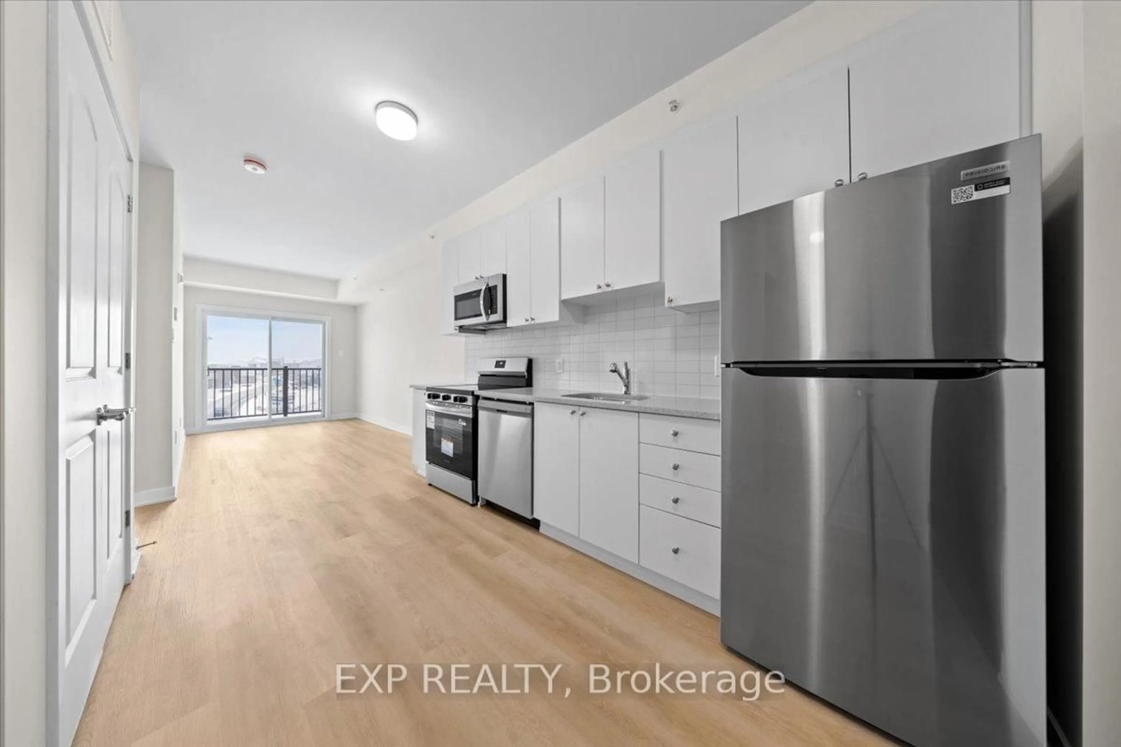 Standard kitchen, unknown for 2376 Tenth Line Rd #212, Ottawa Ontario K4A 0M7