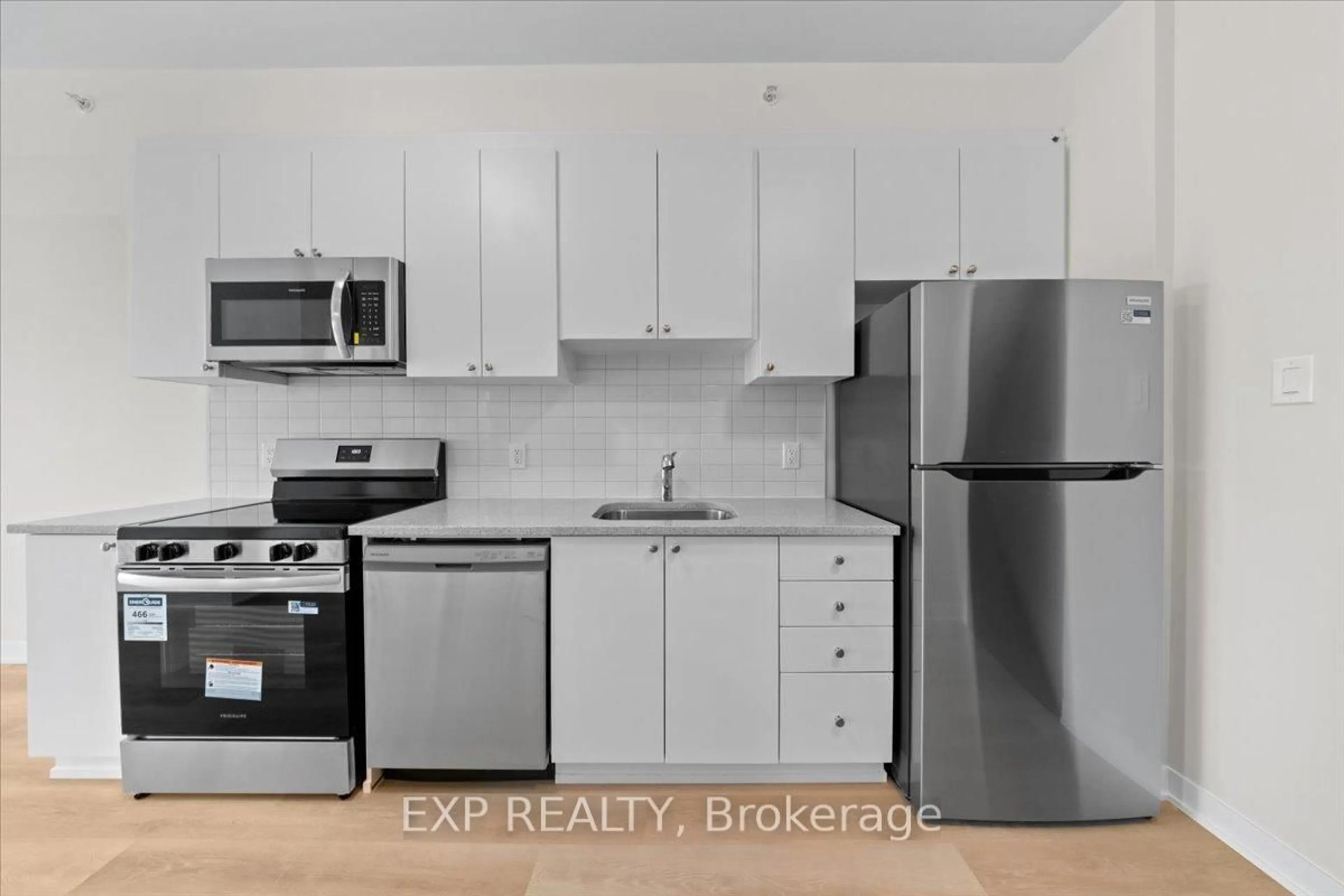 Standard kitchen, unknown for 2376 Tenth Line Rd #212, Ottawa Ontario K4A 0M7