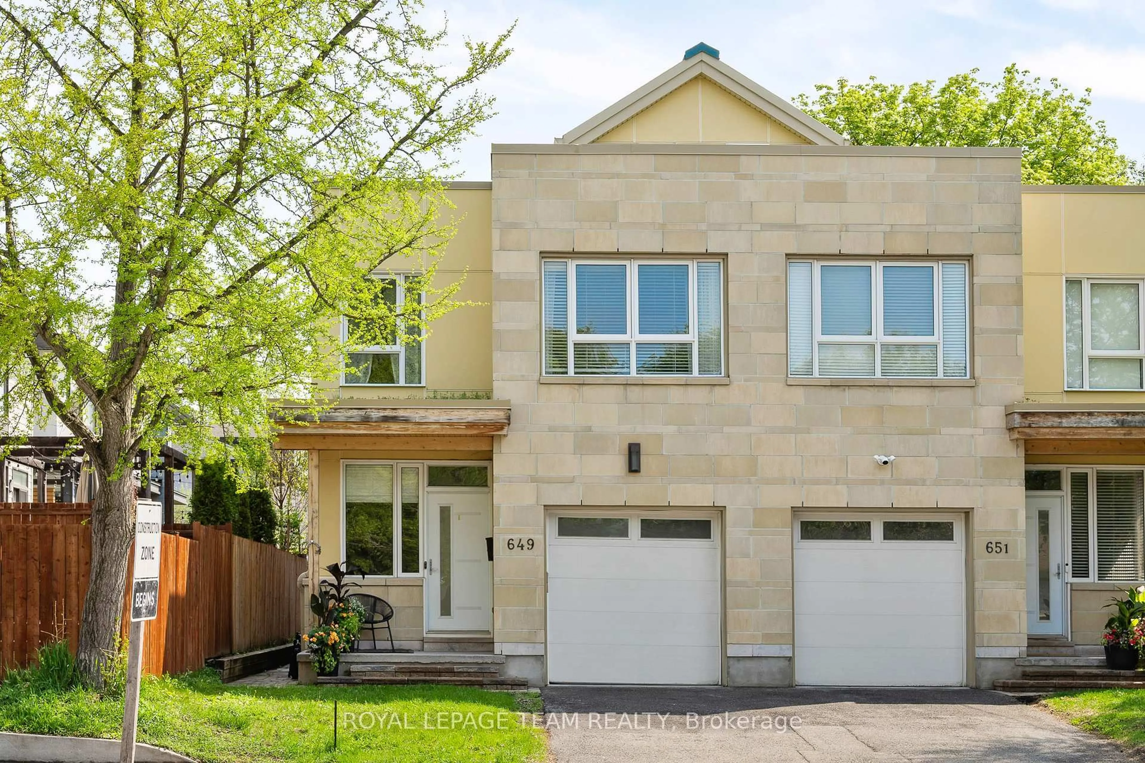 Home with brick exterior material, street for 649 Churchill Ave, Ottawa Ontario K1Z 5G2