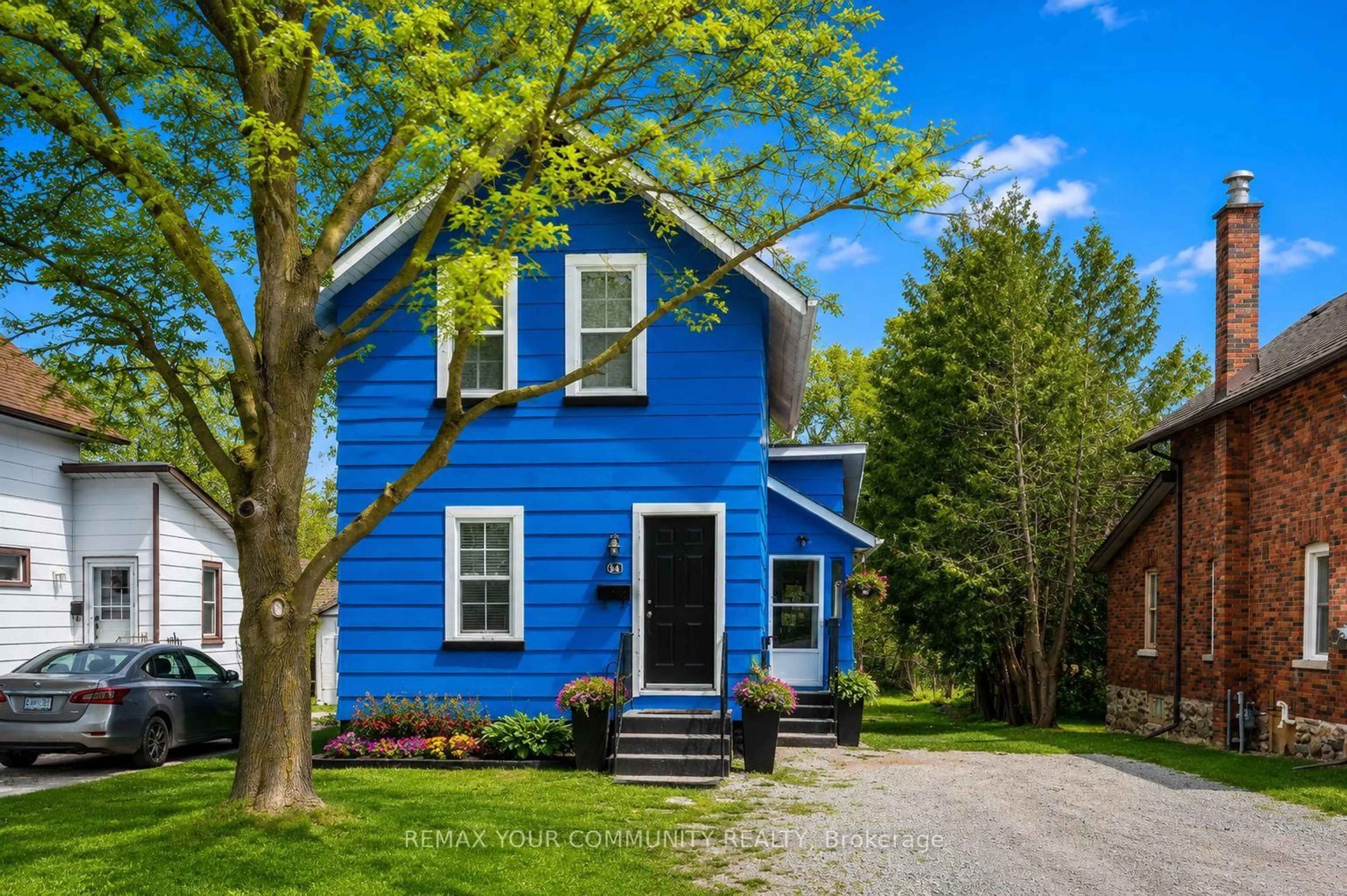Home with vinyl exterior material, street for 74 Adelaide St, Kawartha Lakes Ontario K9V 3K1