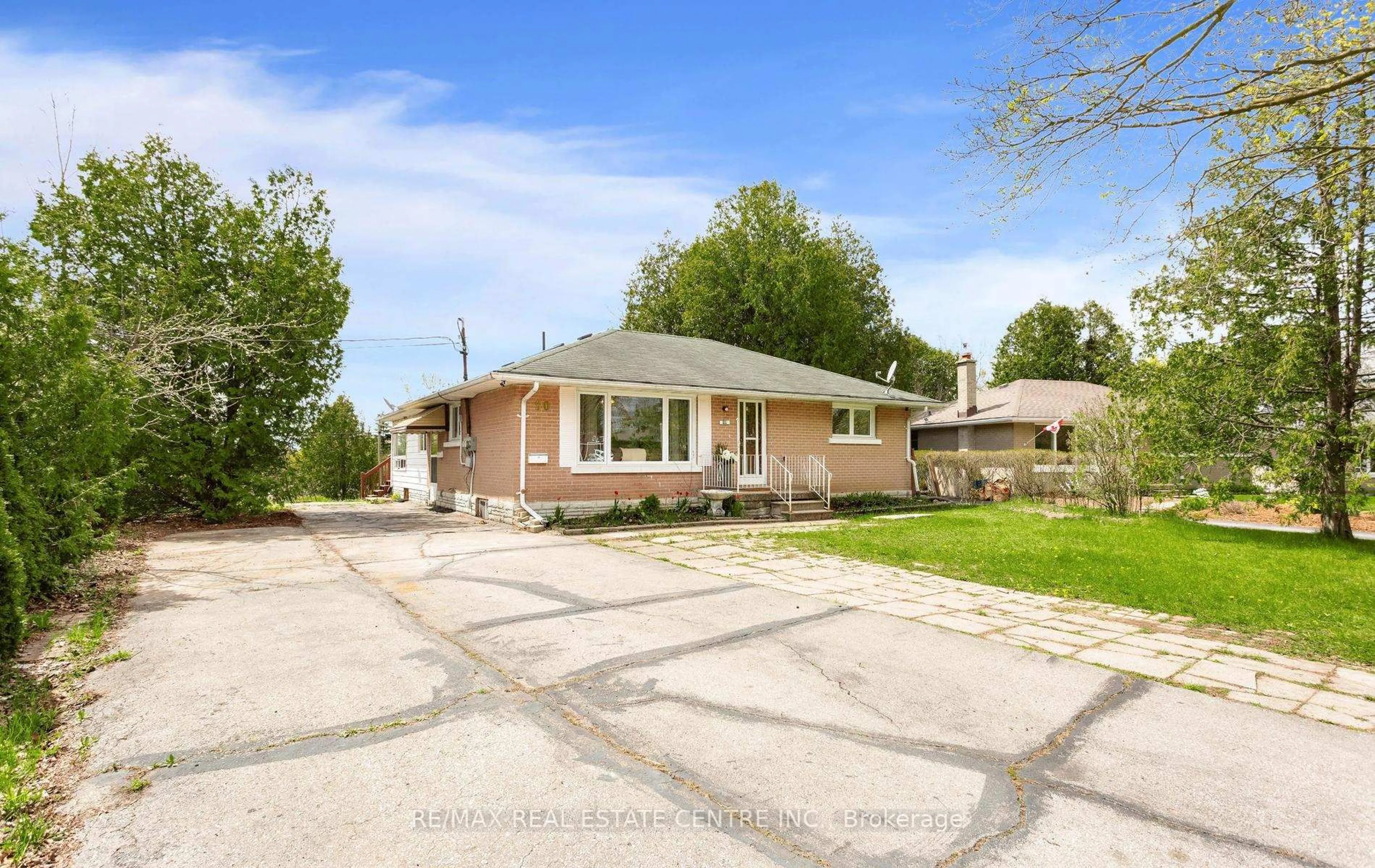 Unknown for 50 Dumbarton St, Guelph Ontario N1E 3T6