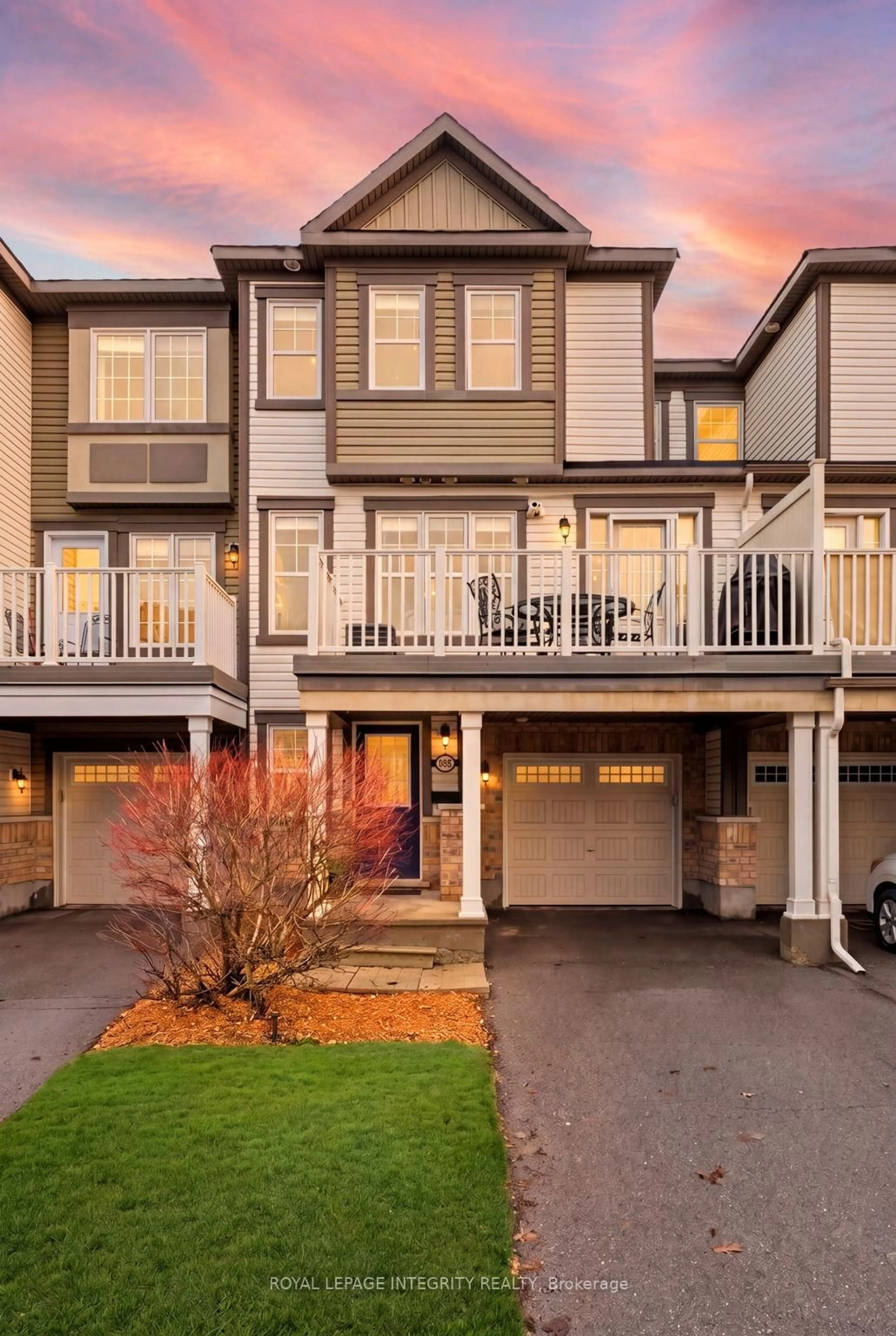 Home with vinyl exterior material, street for 806 Maloja Way, Ottawa Ontario K2S 1B9