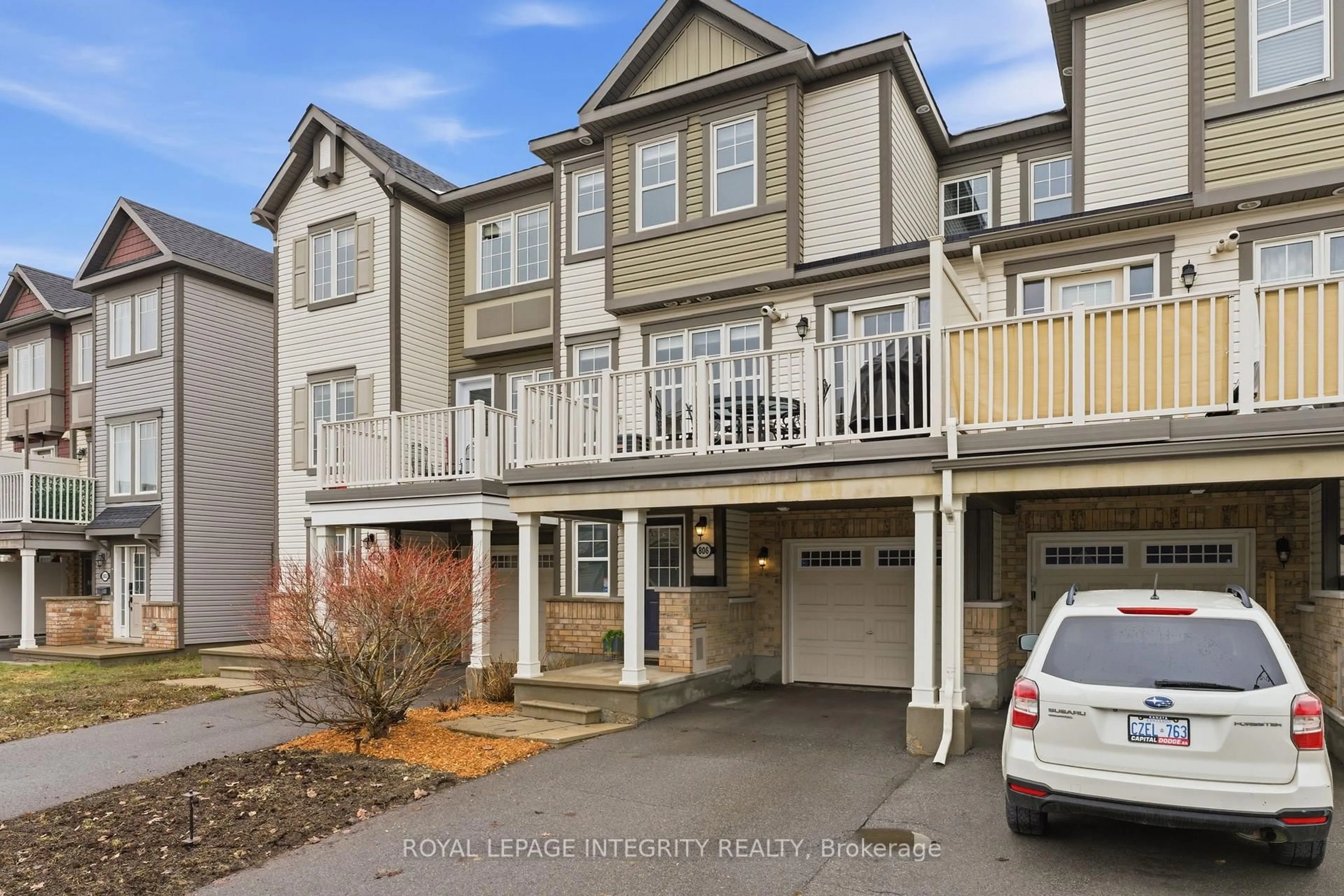 Unknown for 806 Maloja Way, Stittsville Ontario K2S 0V3