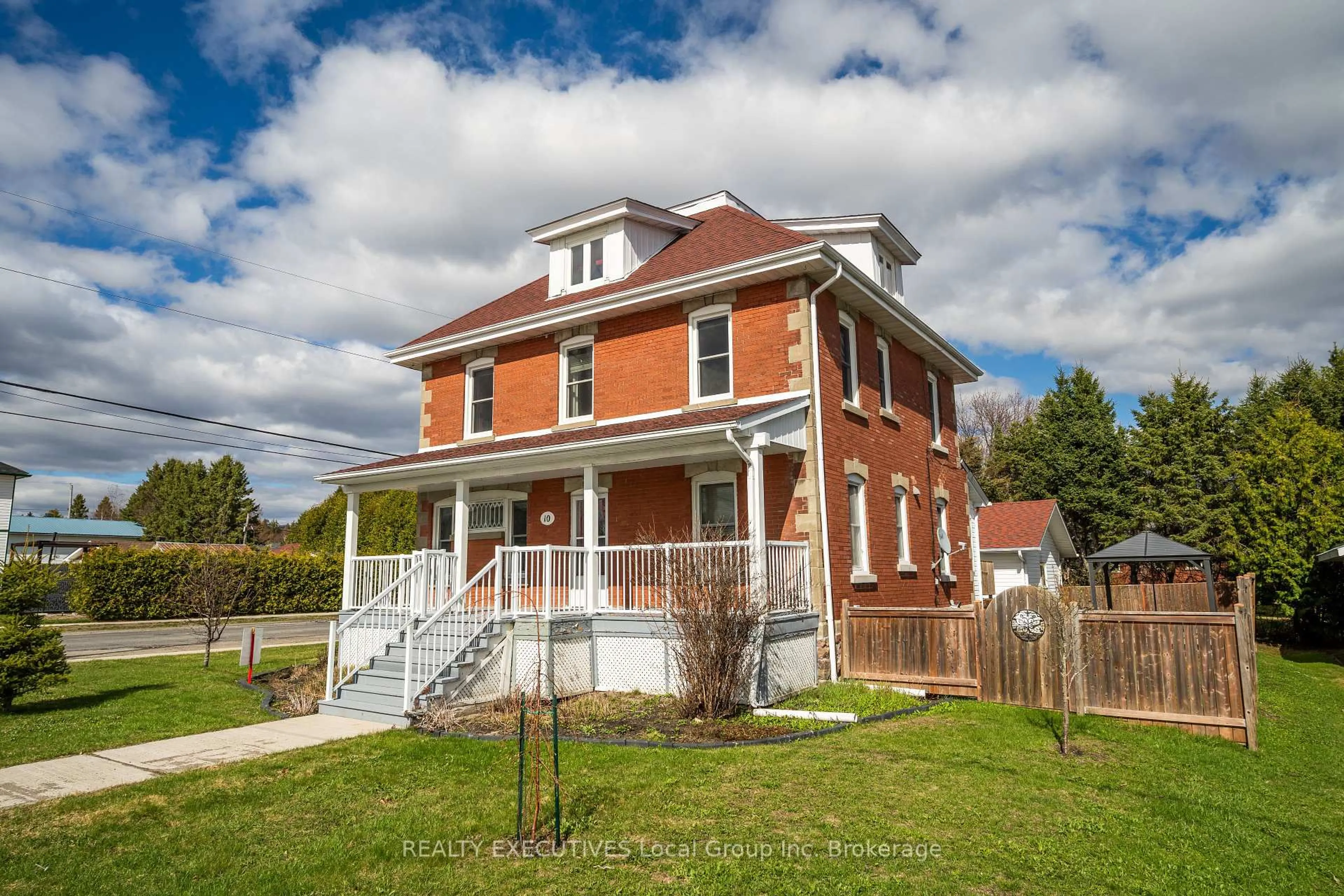 Home with brick exterior material, building for 10 Dubeau St, West Nipissing Ontario P0H 2M0
