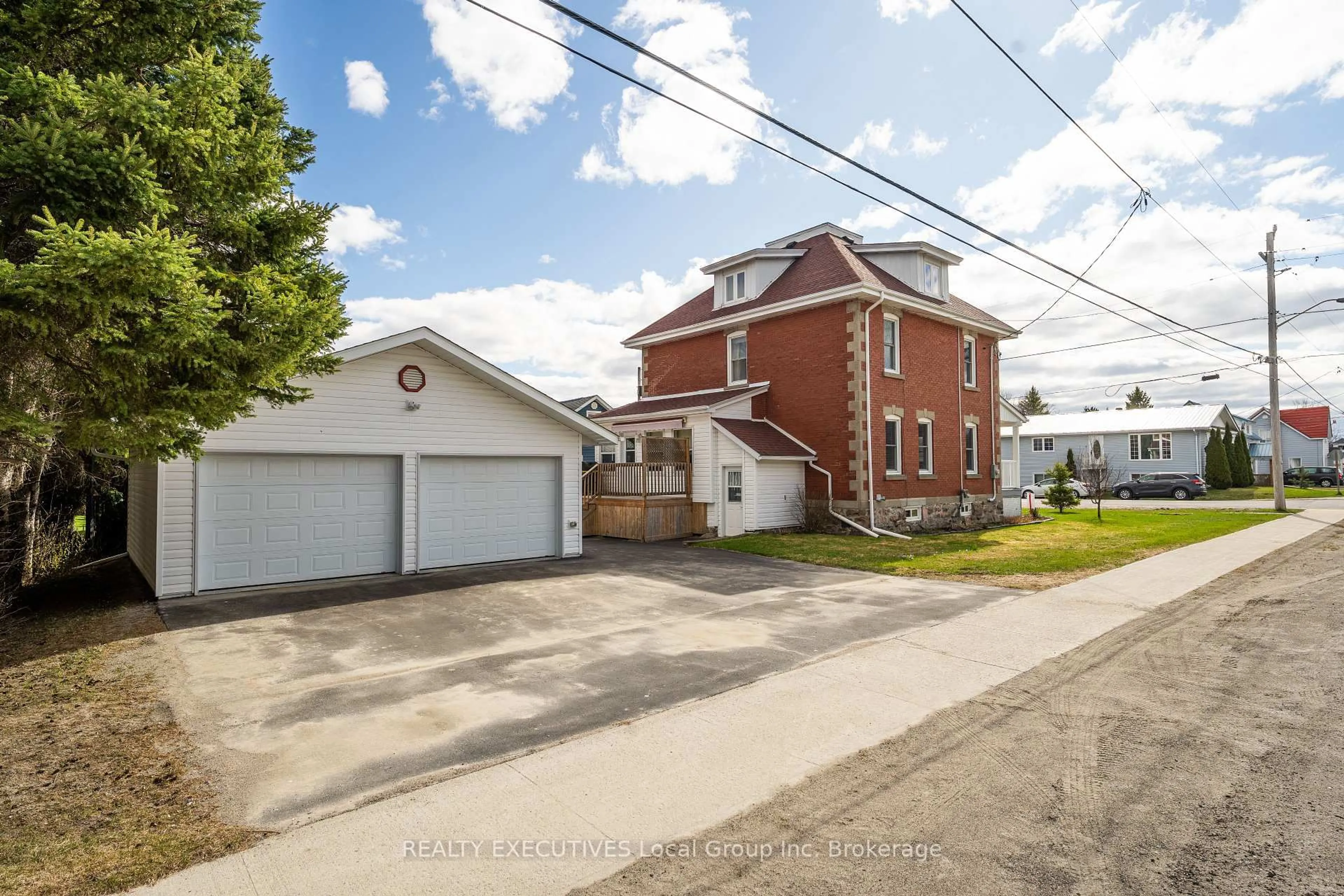 A pic from outside/outdoor area/front of a property/back of a property/a pic from drone, street for 10 Dubeau St, West Nipissing Ontario P0H 2M0