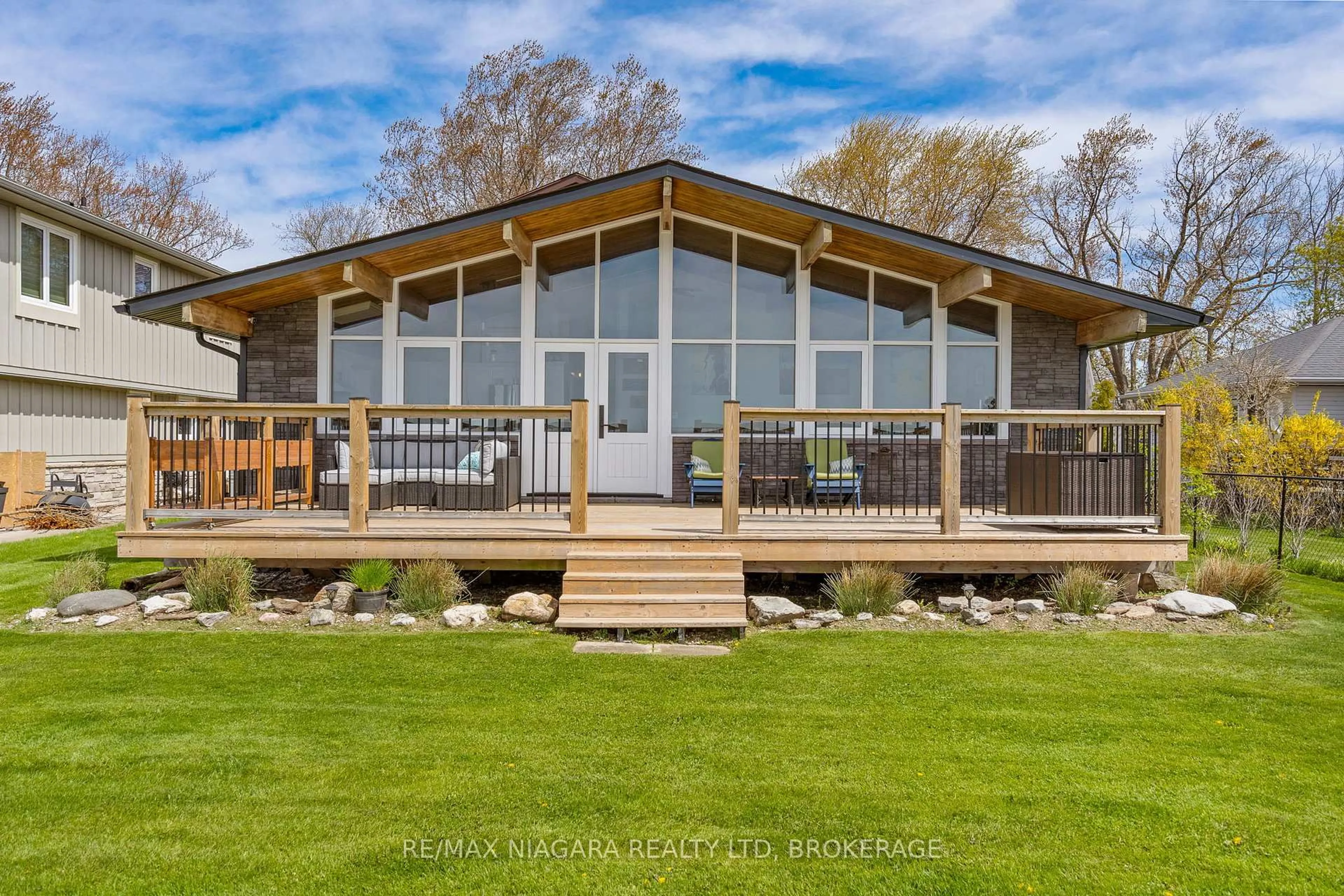Unknown for 10825 Lakeshore Rd, Wainfleet Ontario L3K 5V4
