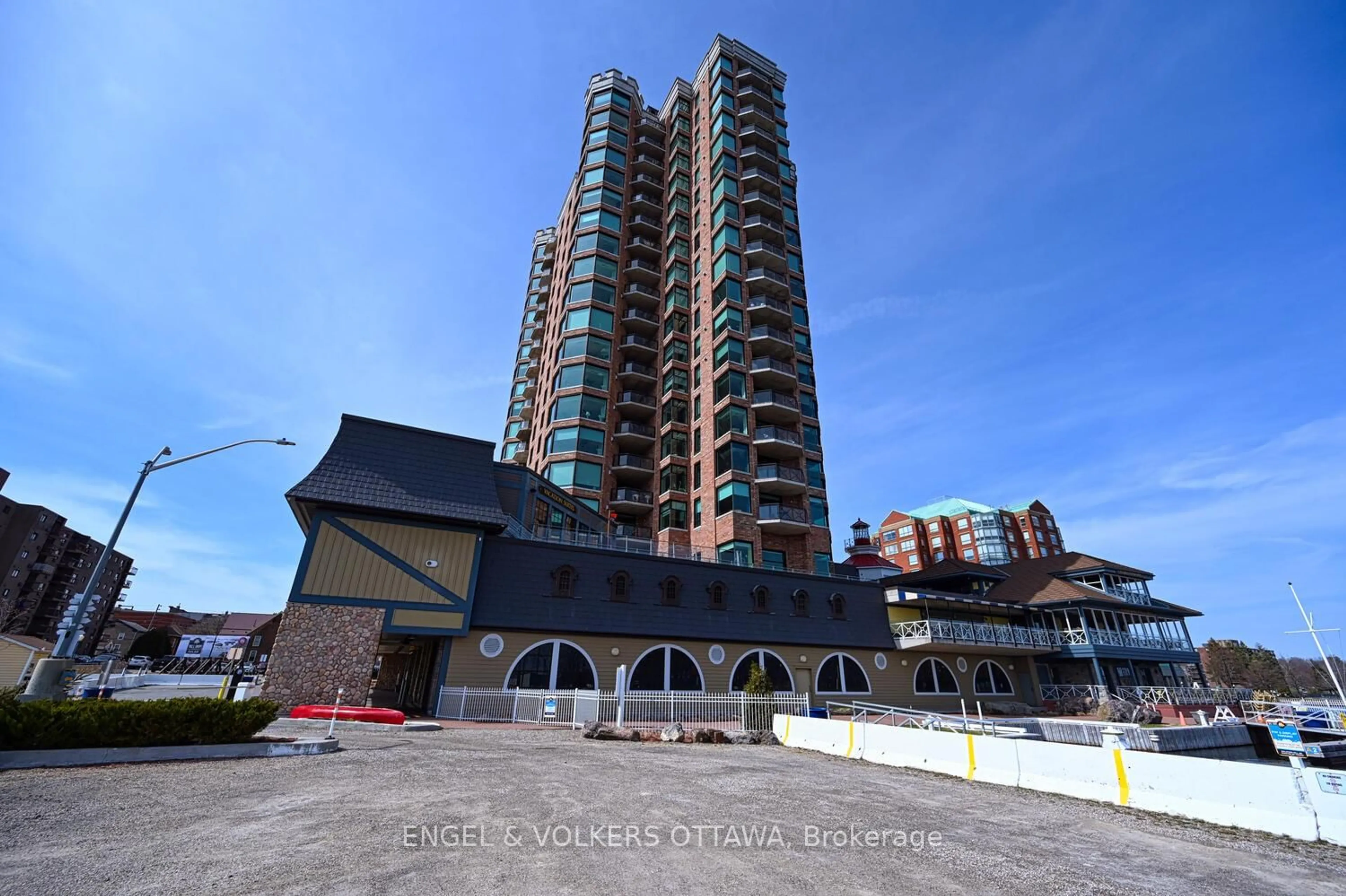 Unknown for 15 St Andrew St #1504, Brockville Ontario K6V 0B8