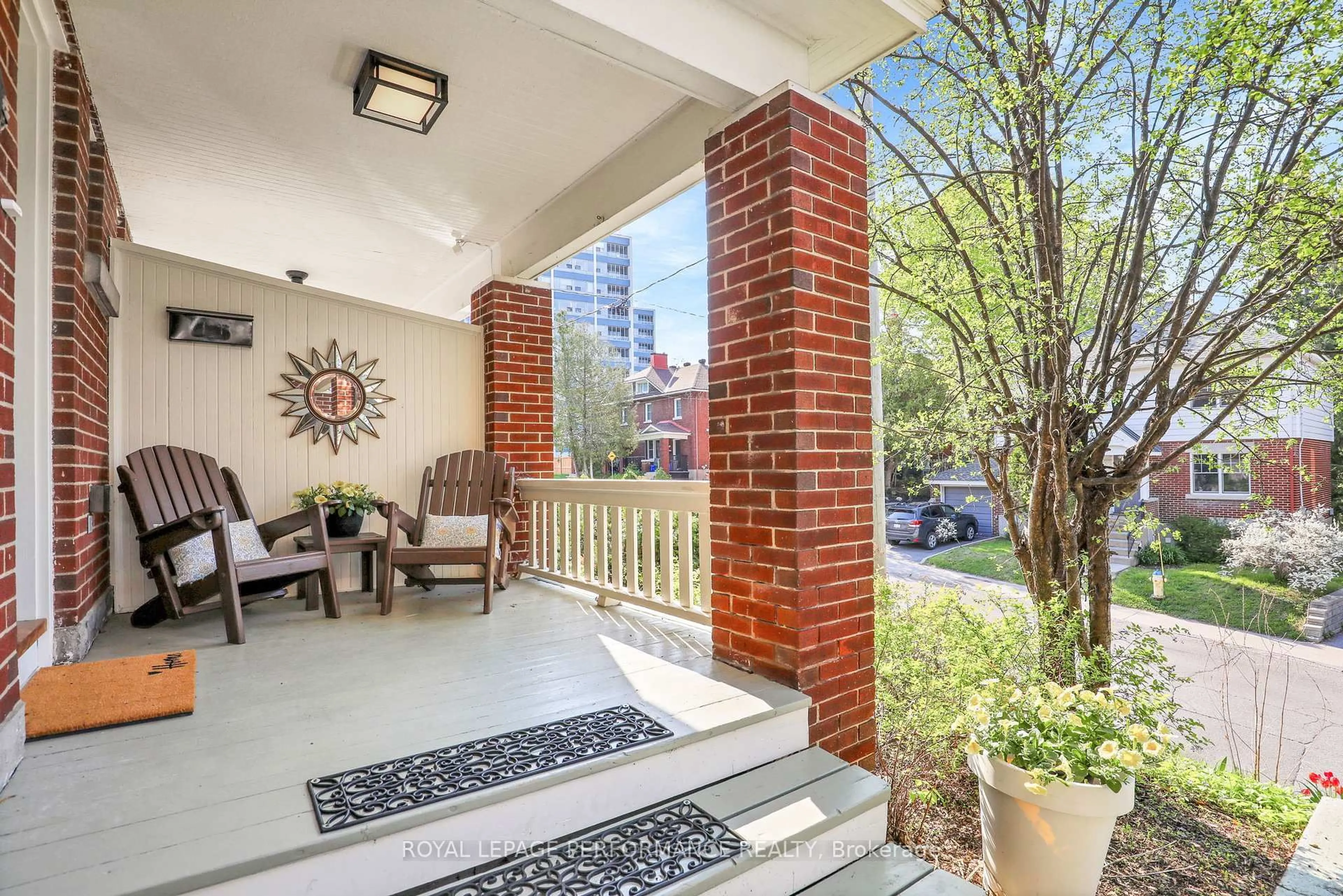 Patio, street for 296 Holmwood Ave, Ottawa Ontario K1S 2R3
