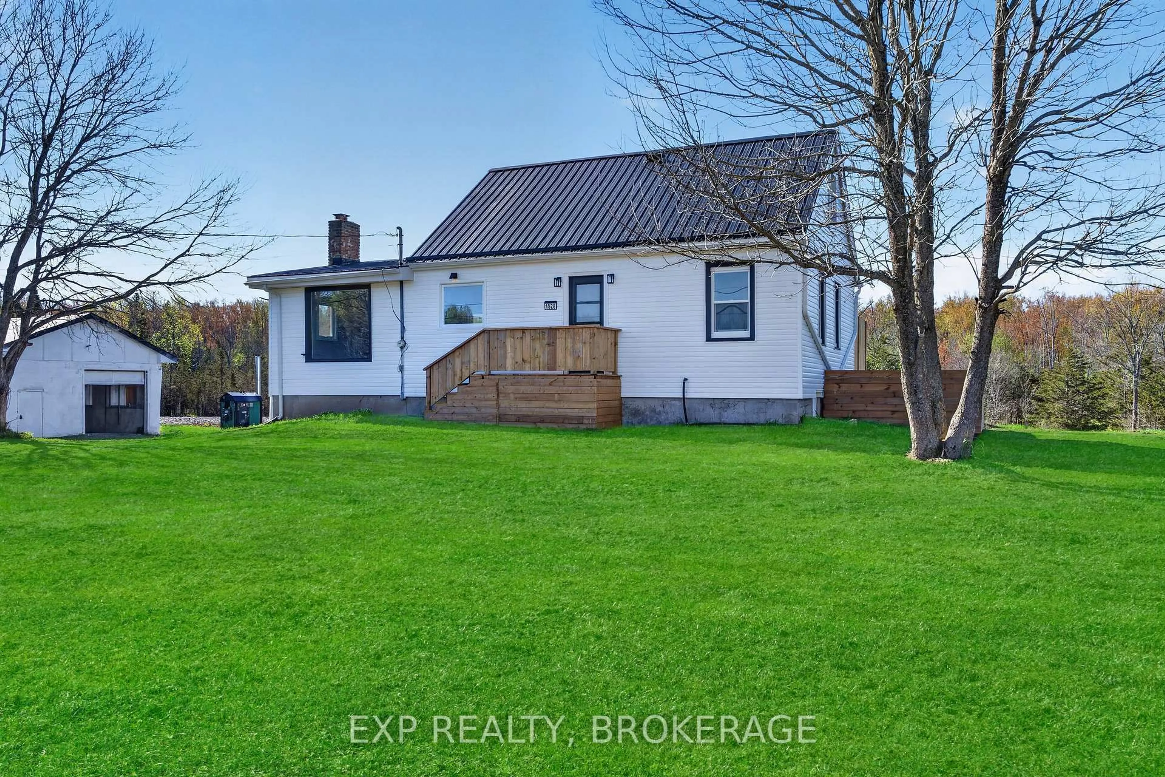 A pic from outside/outdoor area/front of a property/back of a property/a pic from drone, unknown for 1528 ENRIGHT Rd, Shannonville Ontario K0K 3A0