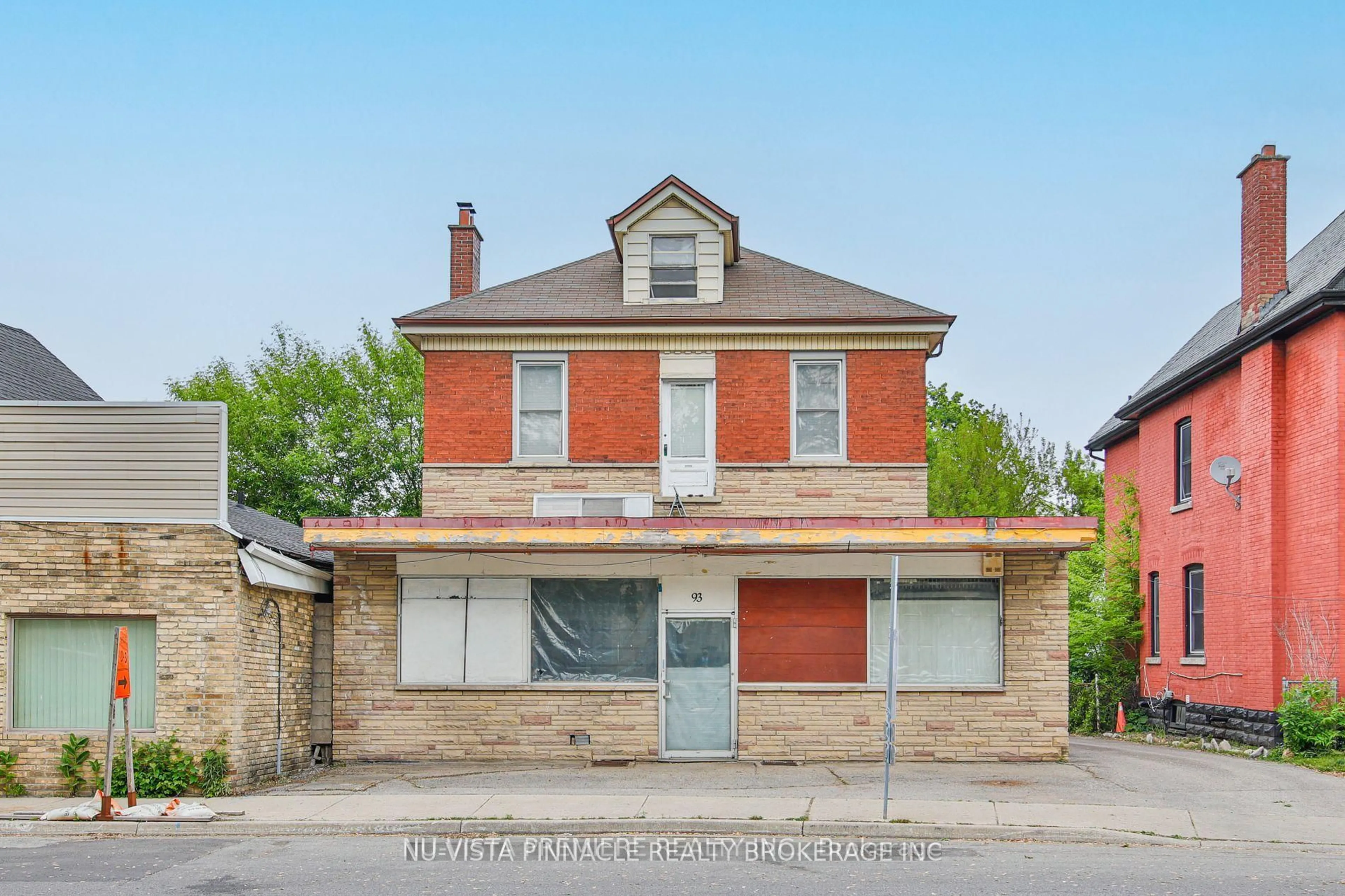 Home with brick exterior material, building for 93 Stanley St, London South Ontario N6C 1B3