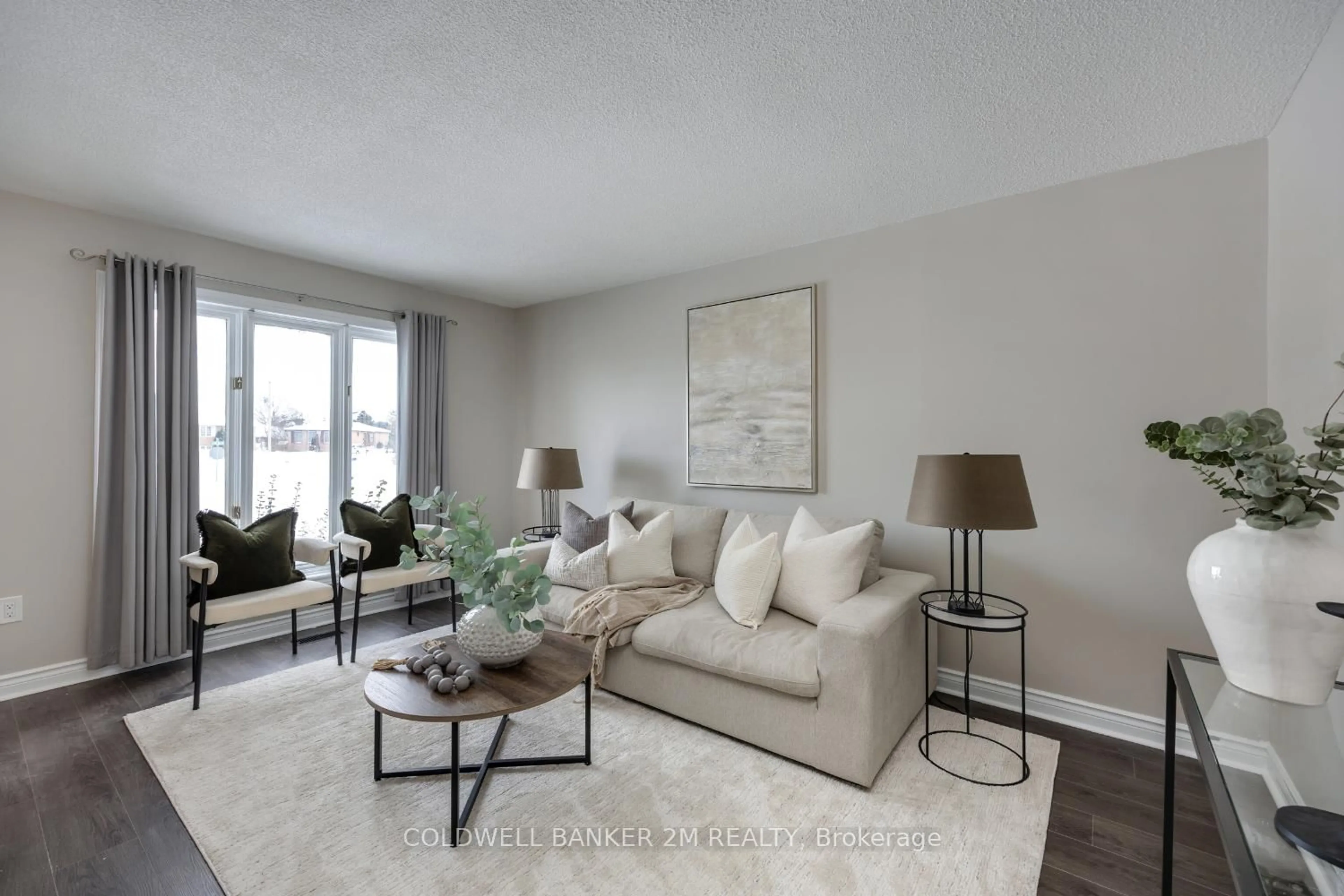 Living room with furniture, unknown for 63 Lori Blvd, Kawartha Lakes Ontario K9V 6B7