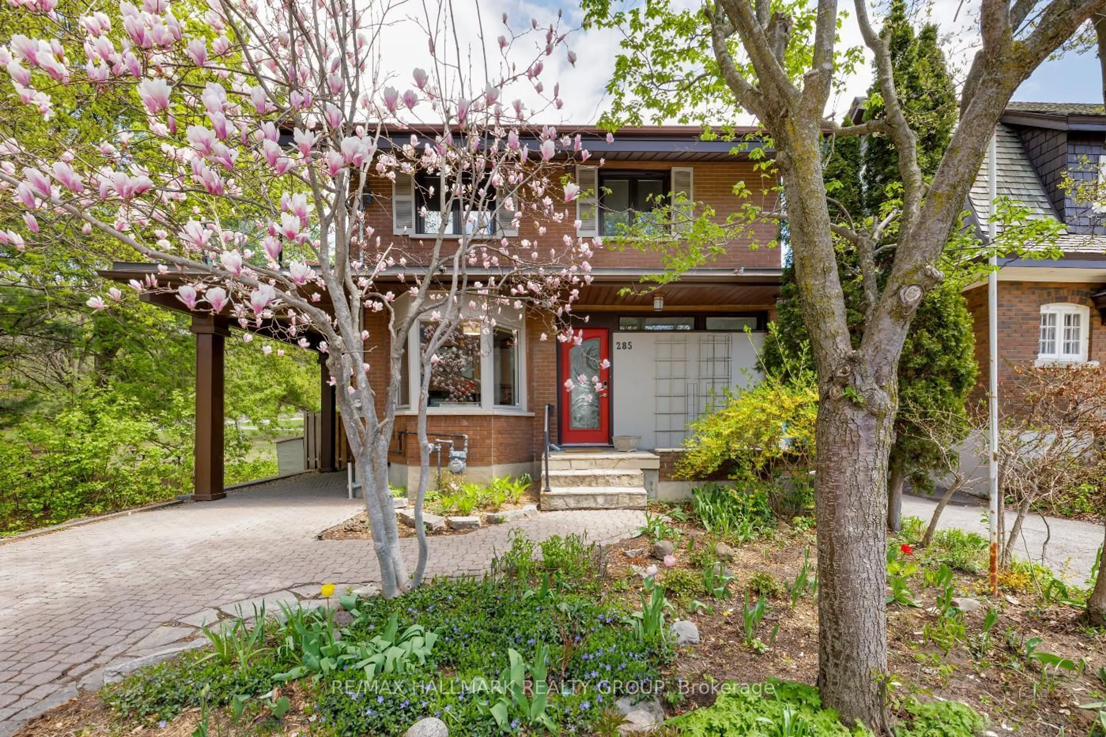 Unknown for 285 Fairmont Ave, Ottawa Ontario K1Y 1Y4