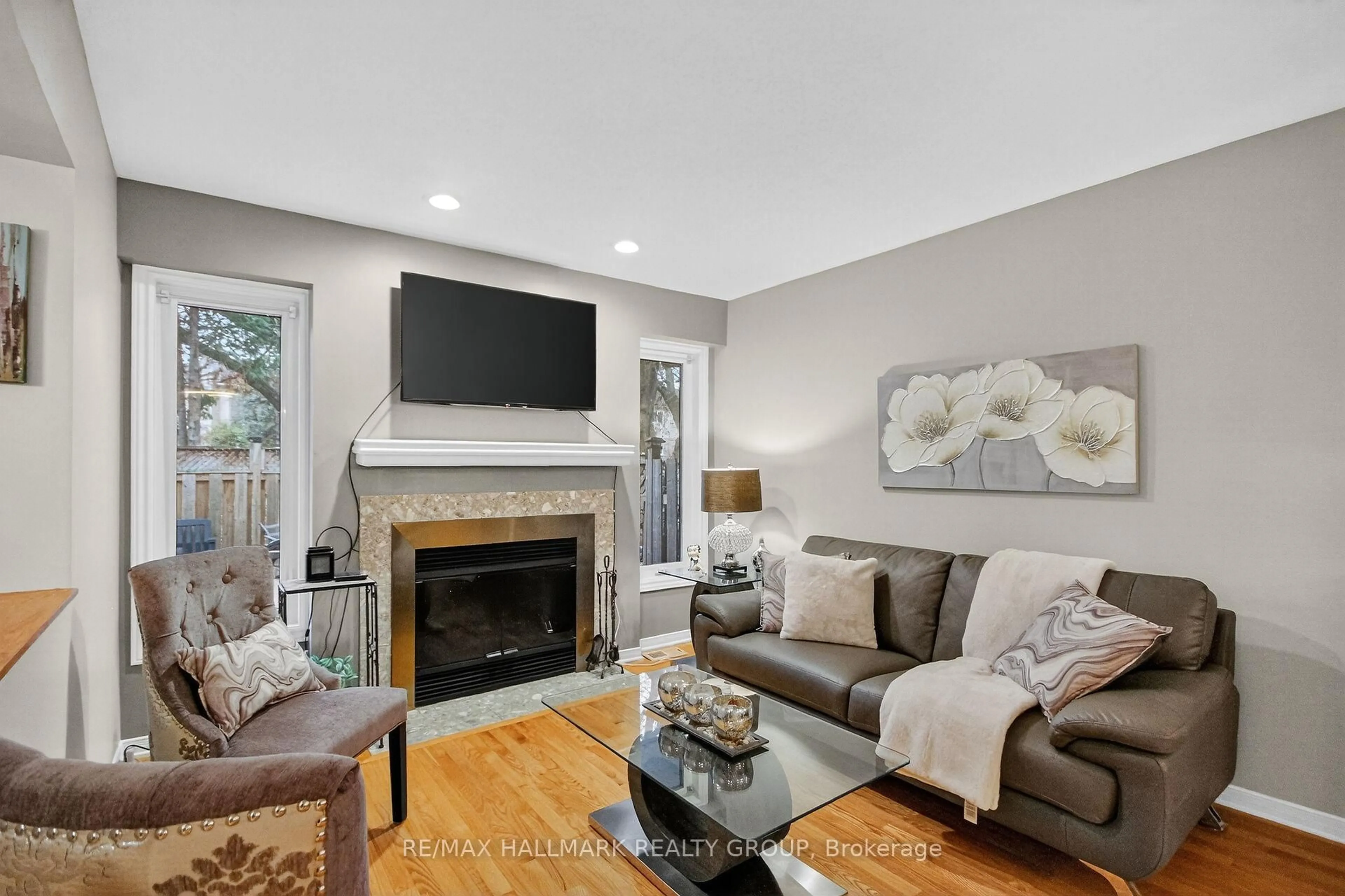 Living room with furniture, unknown for 110 Hunter's Glen Cres, Ottawa Ontario K1T 3R1