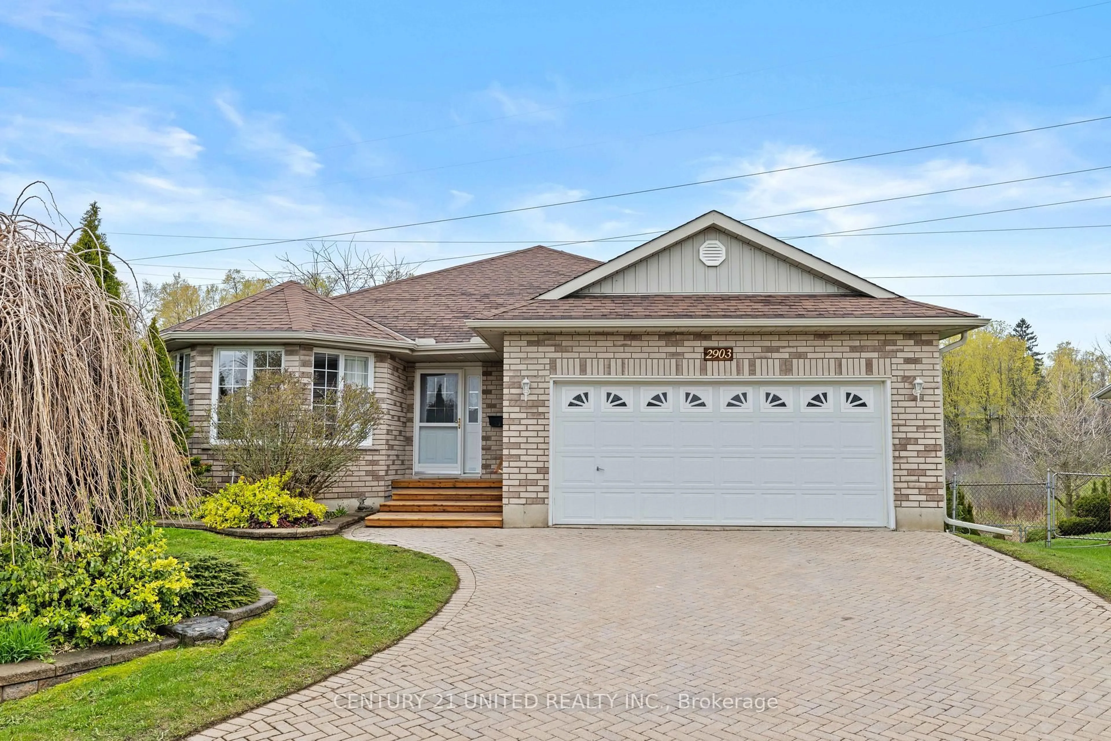Home with brick exterior material, street for 2903 Jennifer Dr, Peterborough Ontario K9L 1Z5