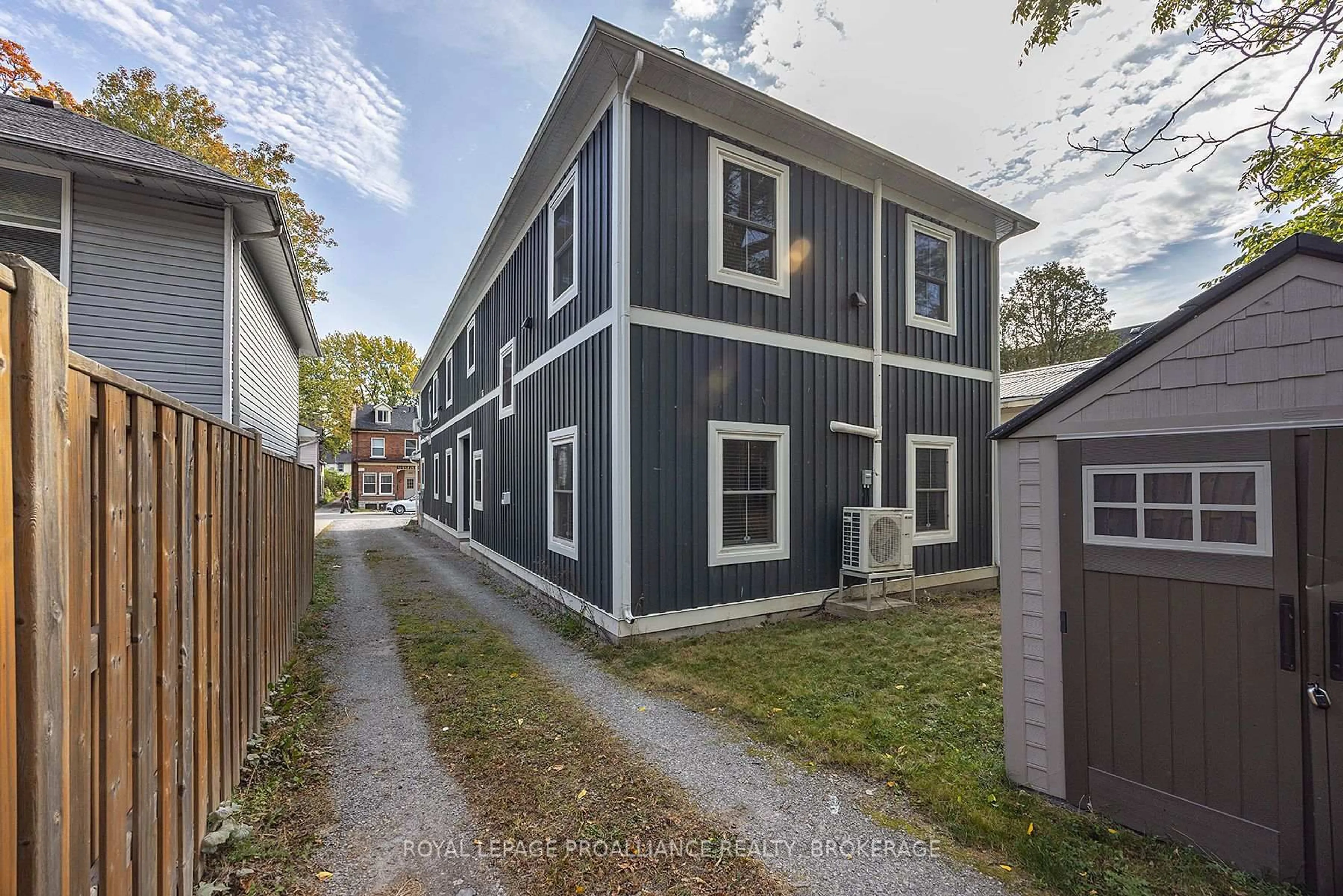Unknown for 204 Alfred St, Kingston Ontario K7L 3R9