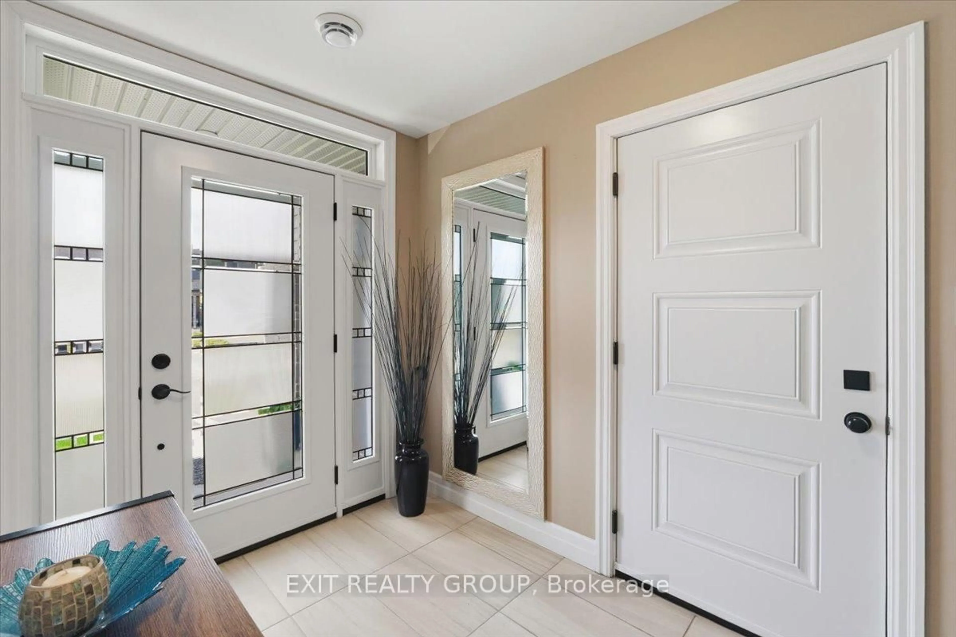Indoor entryway for 53 Meagan Lane, Hastings Ontario K0K 2C0