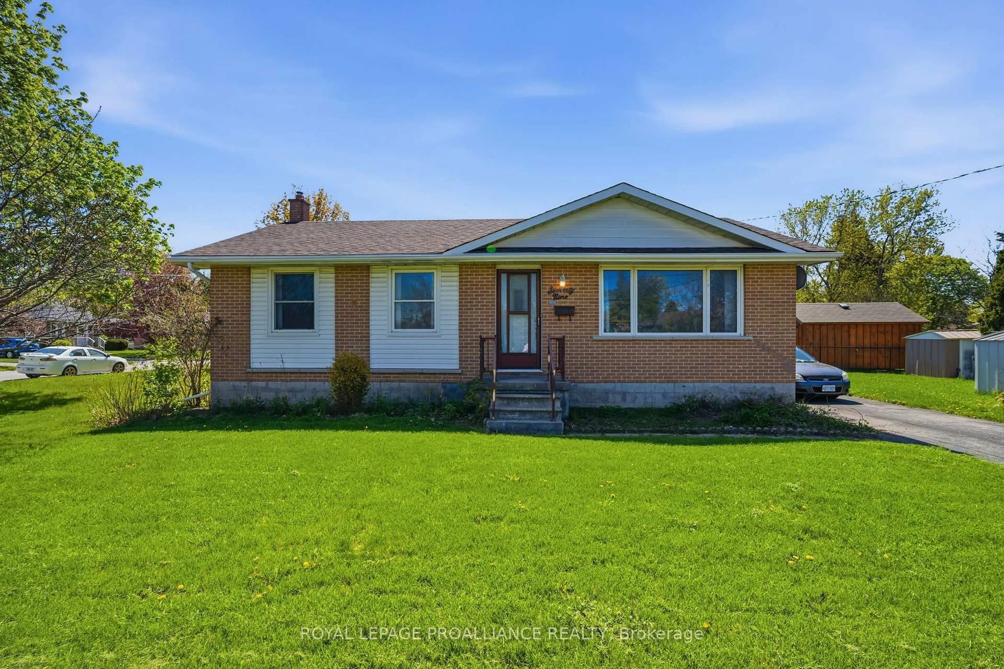 Home with brick exterior material, street for 79 Cascade Blvd, Belleville Ontario K8P 4L6