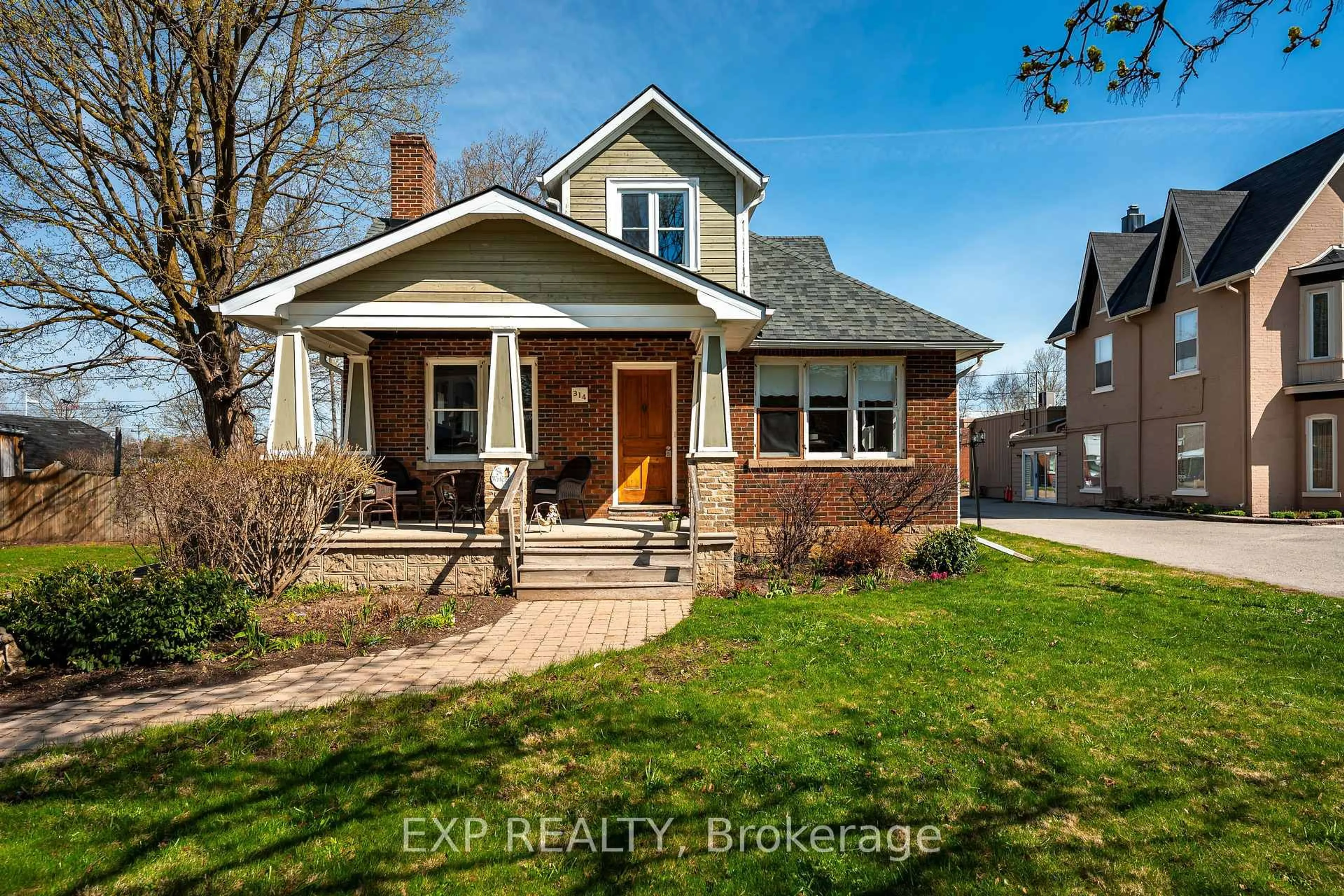 Home with brick exterior material, street for 314 Main St, Shelburne Ontario L9V 2Y9