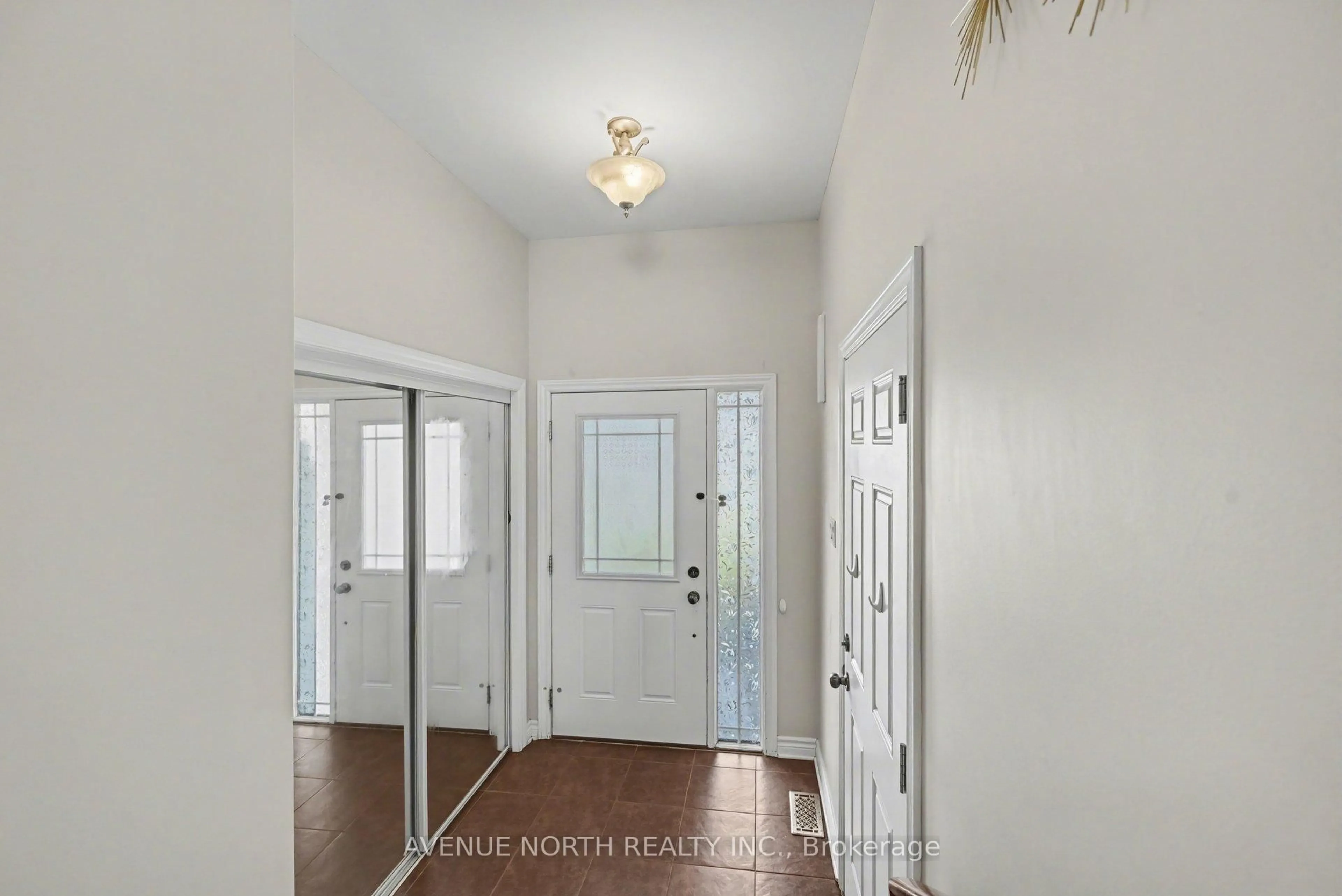 Indoor entryway for 210 Herbert St, The Nation Ontario K0A 2M0