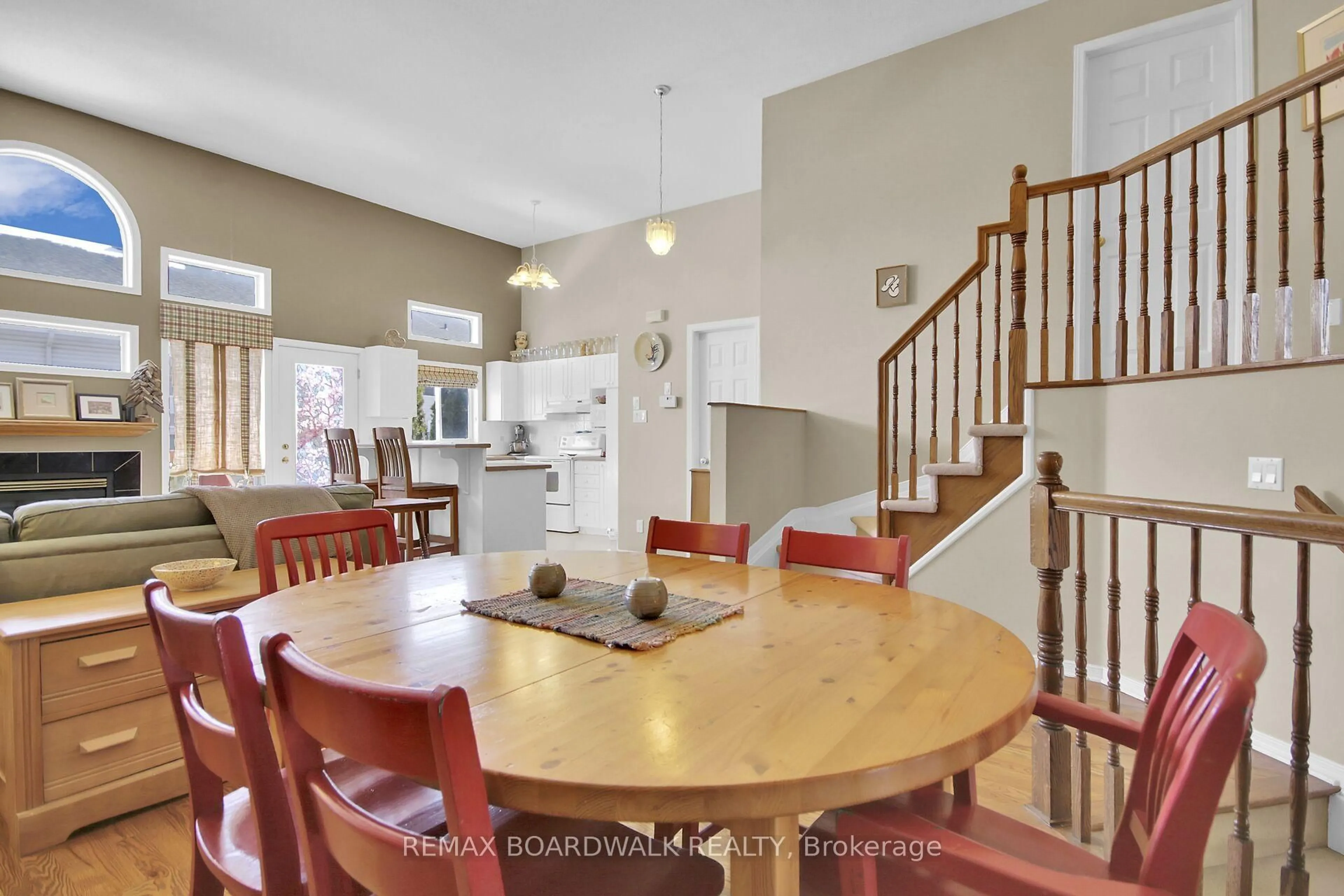 Open concept kitchen, unknown for 5 Maple Park Private, Ottawa Ontario K1T 4A6