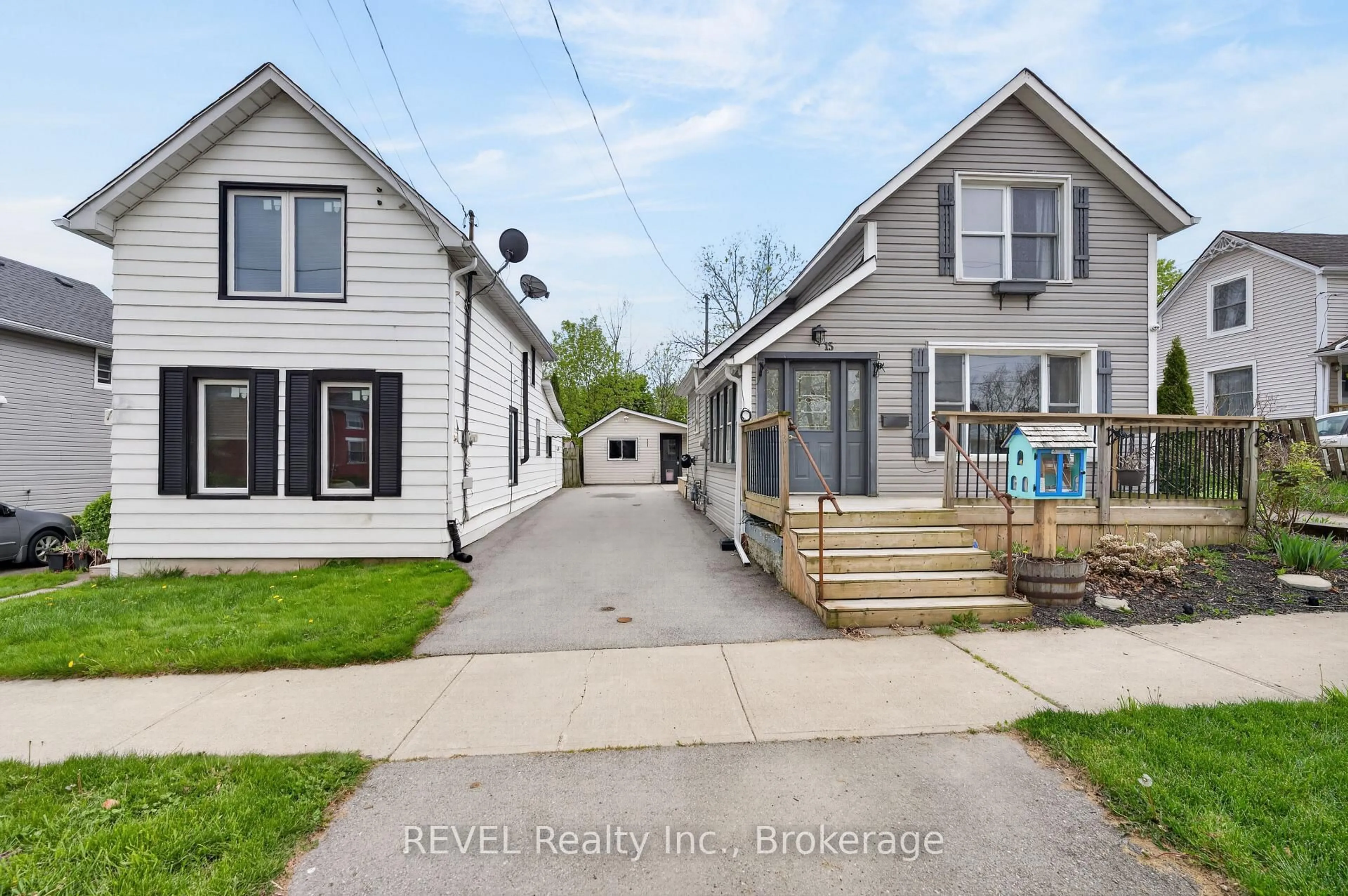Unknown for 15 Phipps St, Fort Erie Ontario L2A 2V1