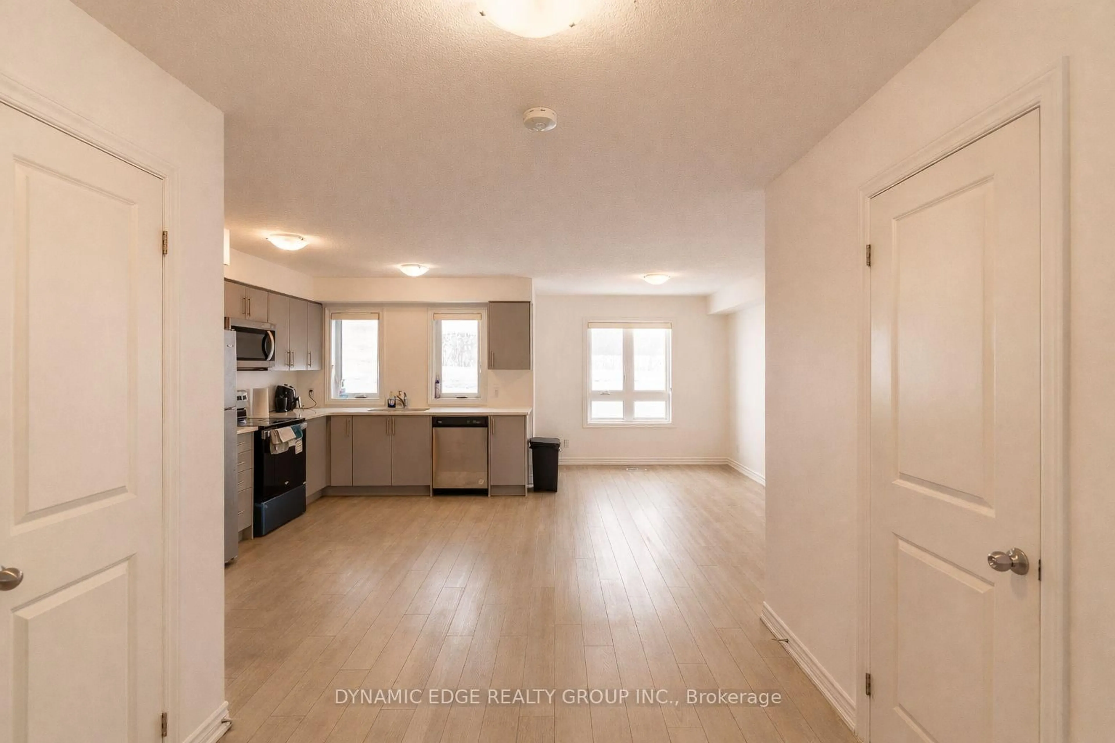 Unknown for 235 Chapel Hill Dr #25, Kitchener Ontario N2R 0S4