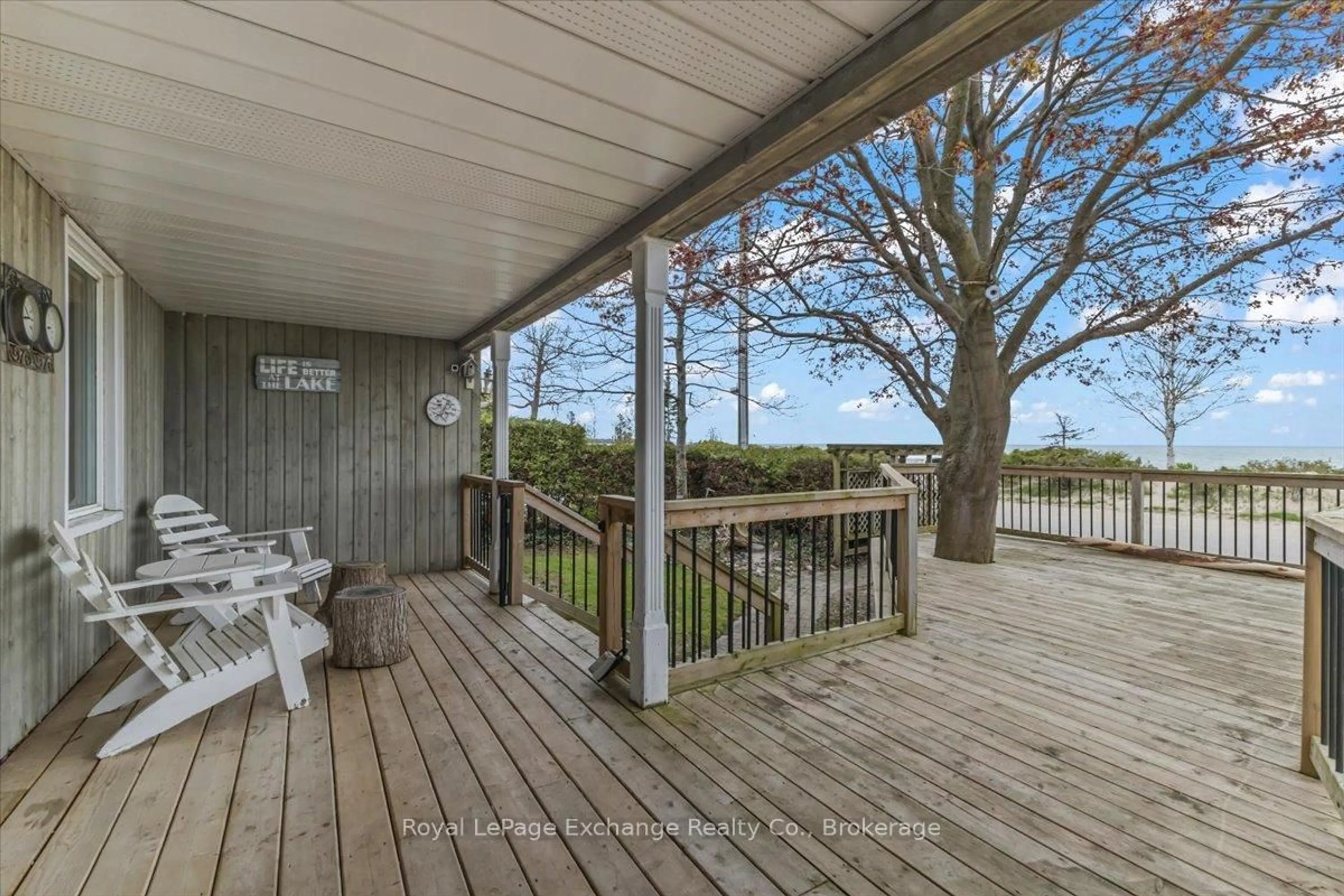 Patio, water/lake/river/ocean view for 1005 SAUGEEN St, Kincardine Ontario N2Z 1J1