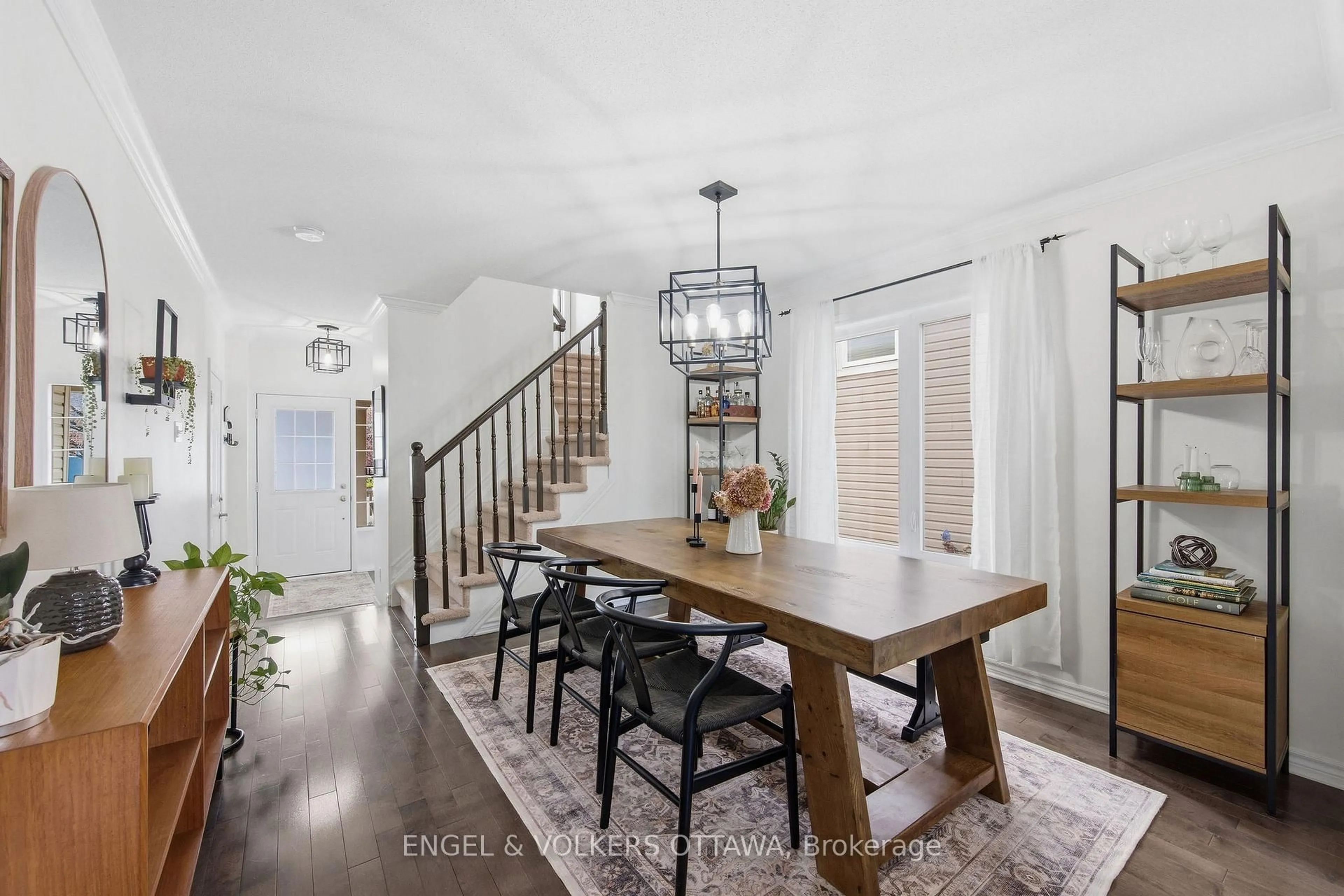 Dining room, unknown for 413 Montserrat St, Ottawa Ontario K2S 0L6