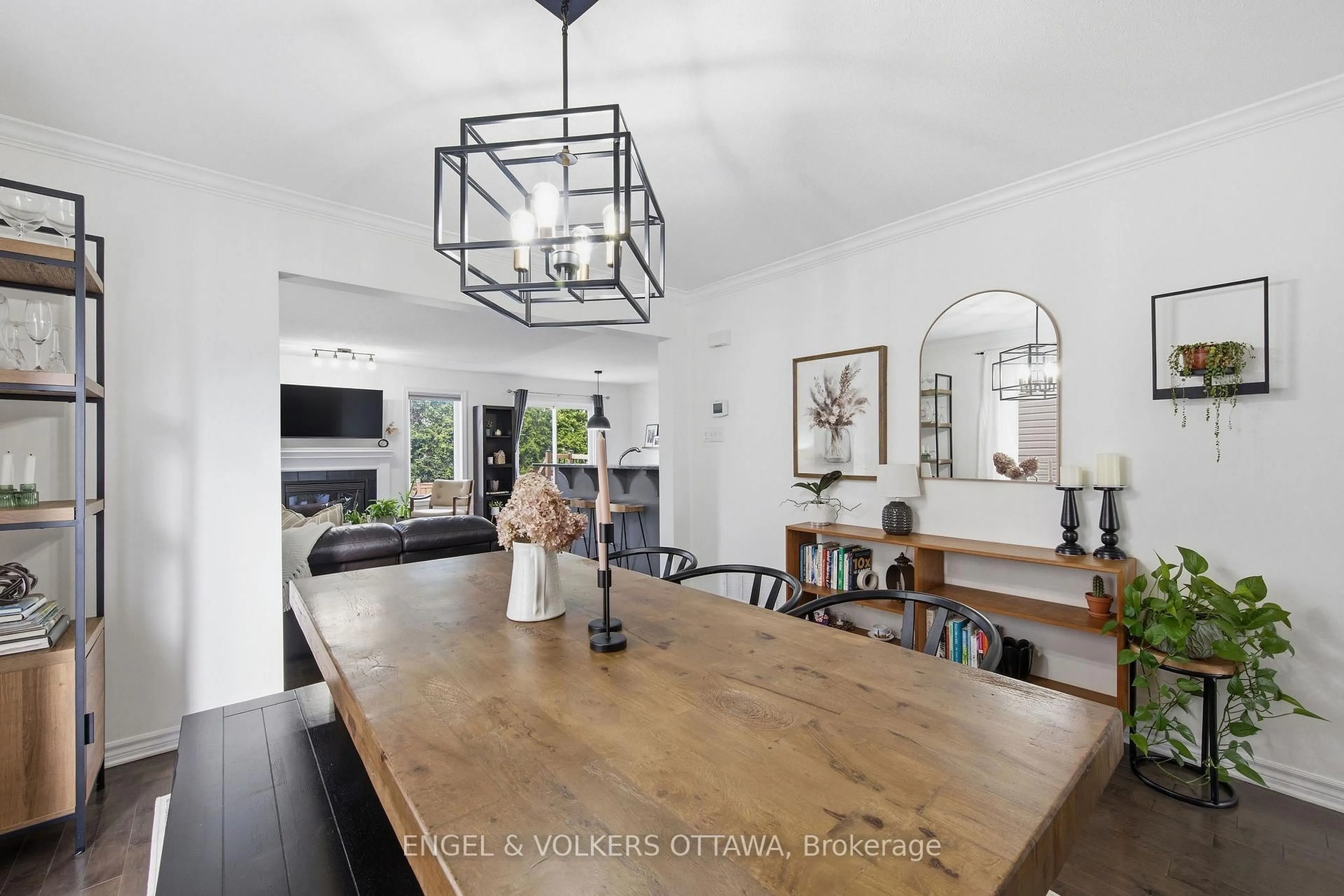 Open concept kitchen, unknown for 413 Montserrat St, Ottawa Ontario K2S 0L6