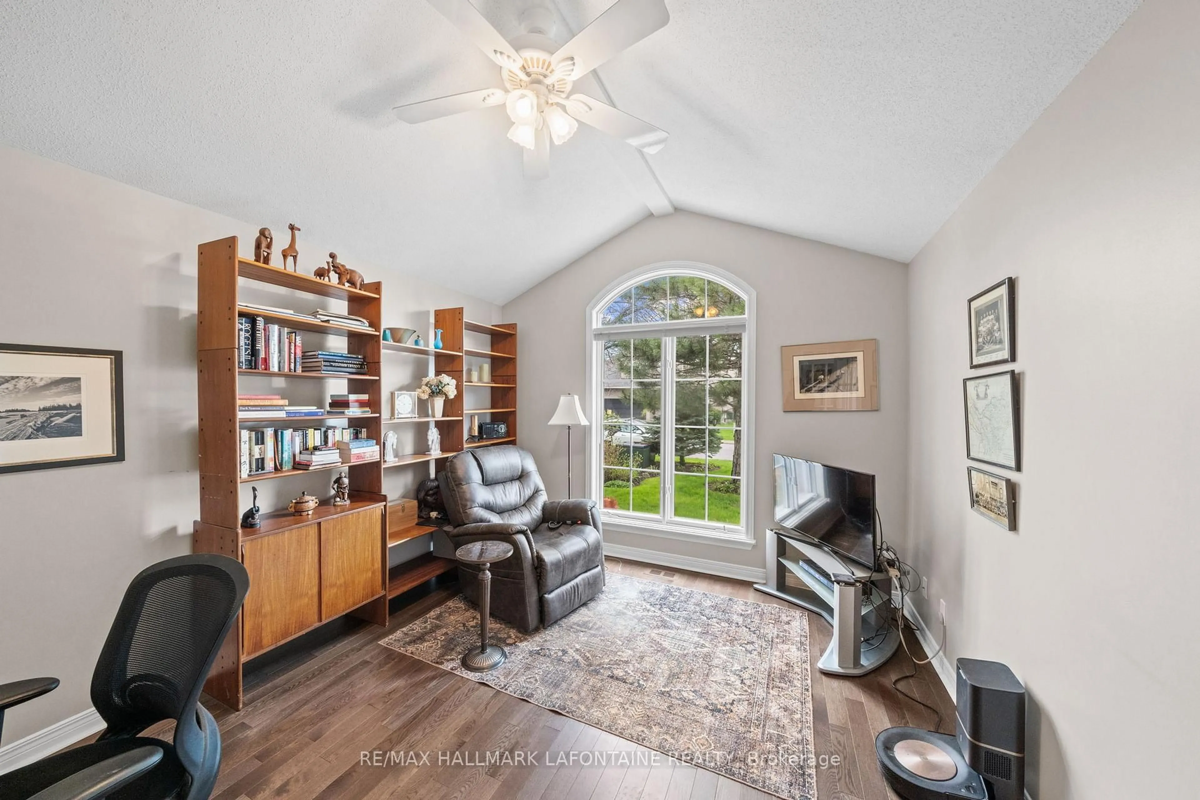 Unknown for 4303 Totem Dr, Ottawa Ontario K1V 1L5