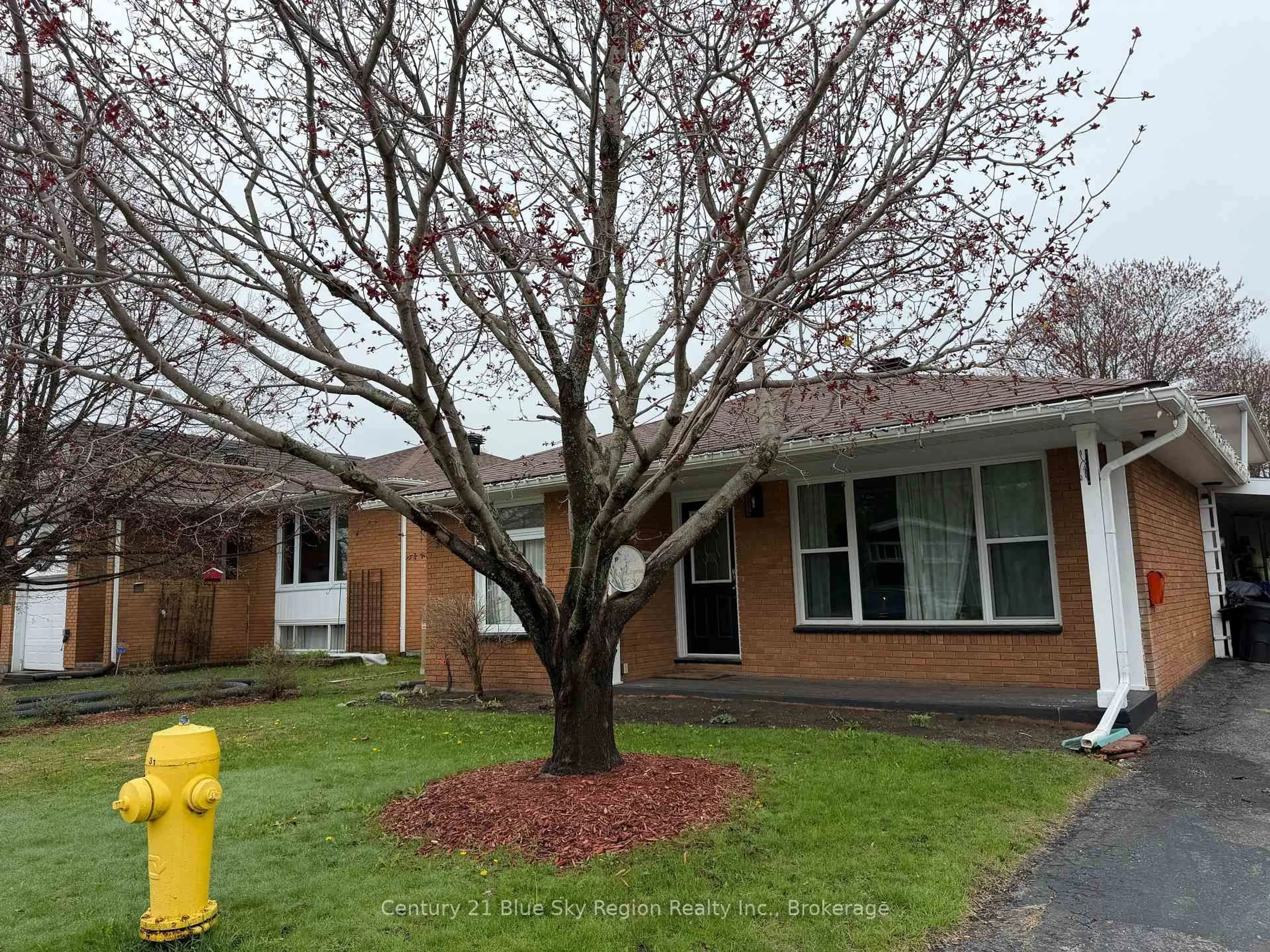 Unknown for 14 Marshall Park Dr, North Bay Ontario P1A 3L1