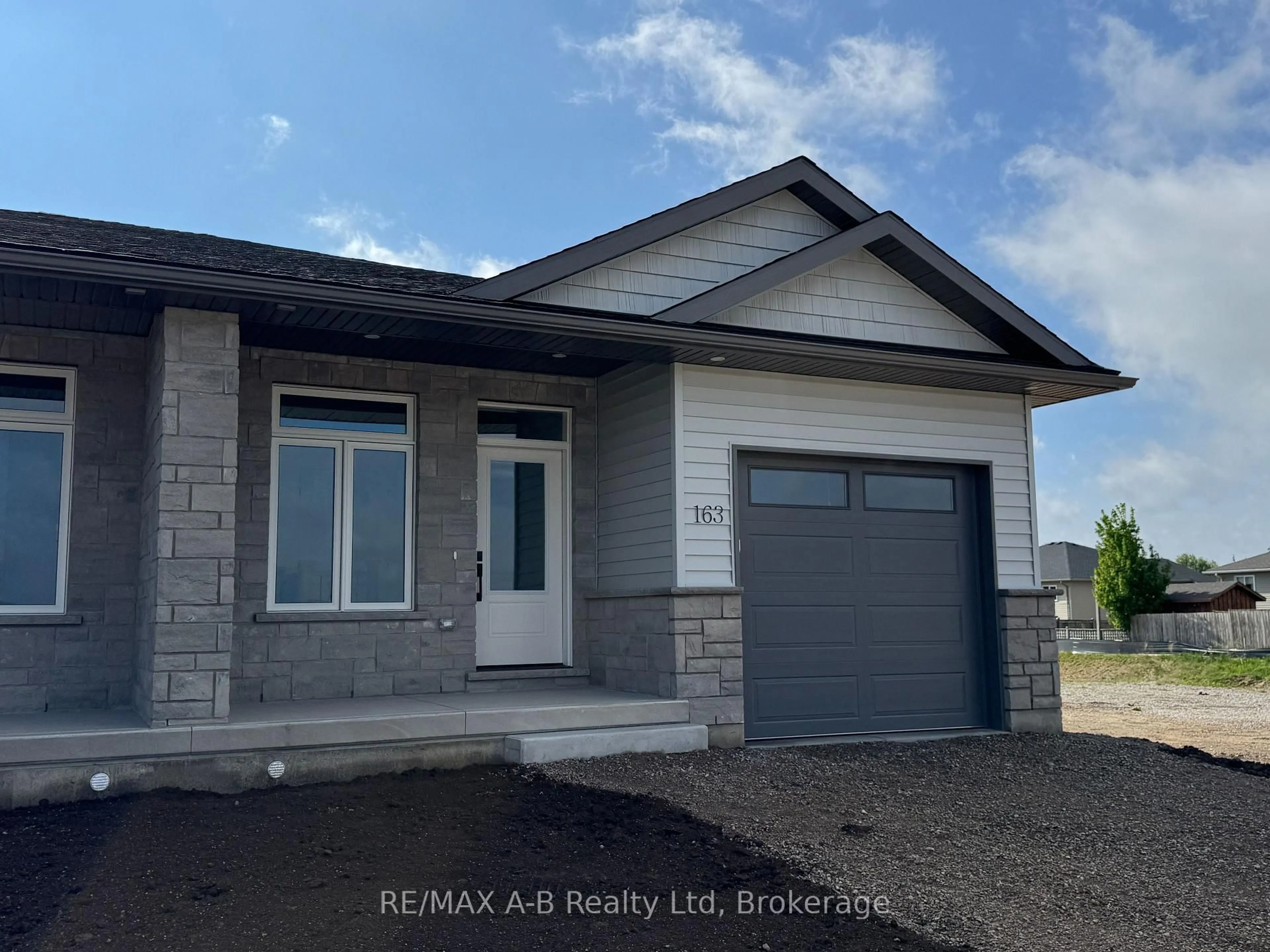 Home with brick exterior material, building for 163 Wimpole St, West Perth Ontario N0K 1N0
