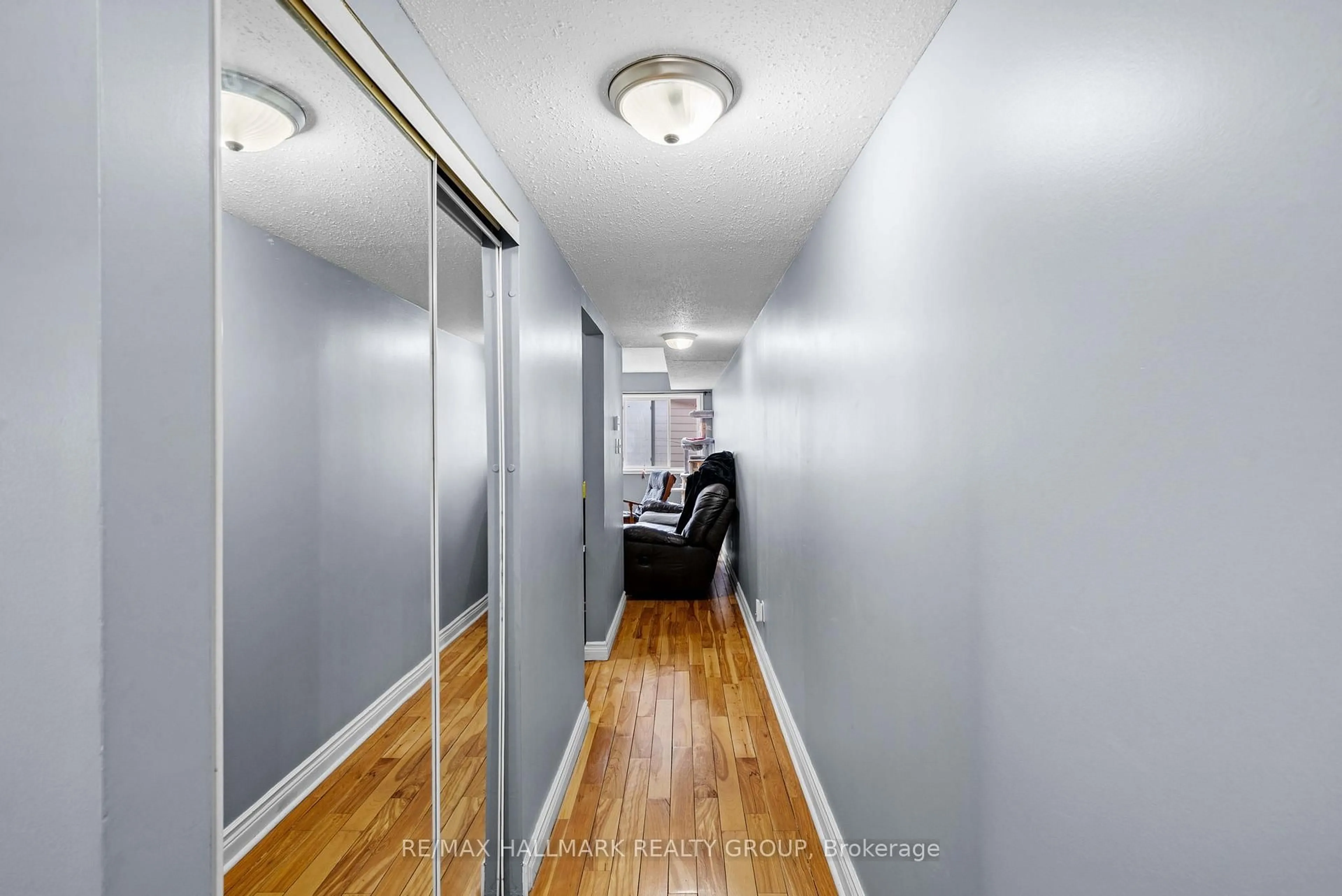A pic of a room for 58 Beverley Ave, Ottawa Ontario K1Y 1N1