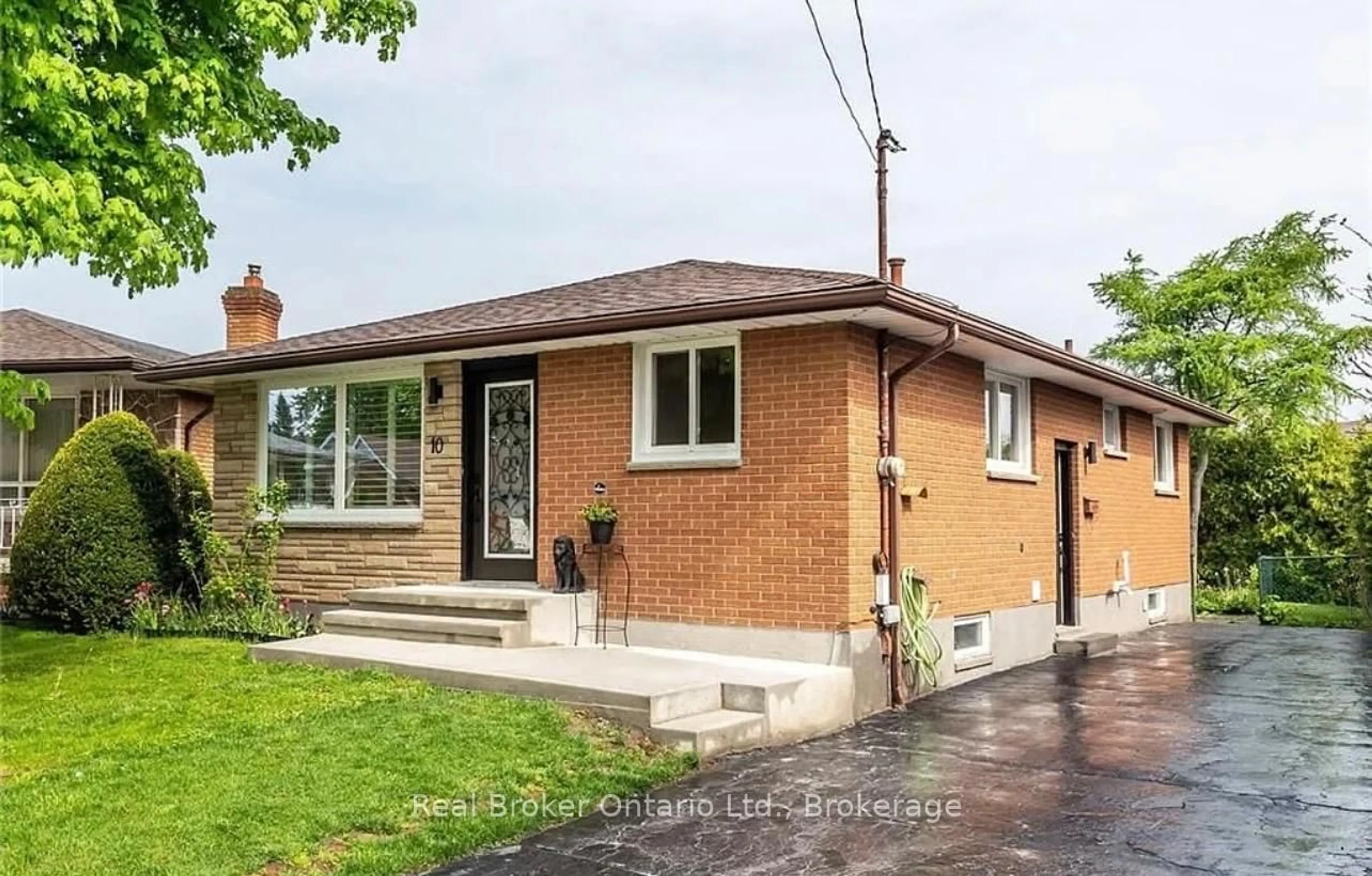 Home with brick exterior material, street for 10 Sandlyn Crt, Hamilton Ontario L8H 2R5