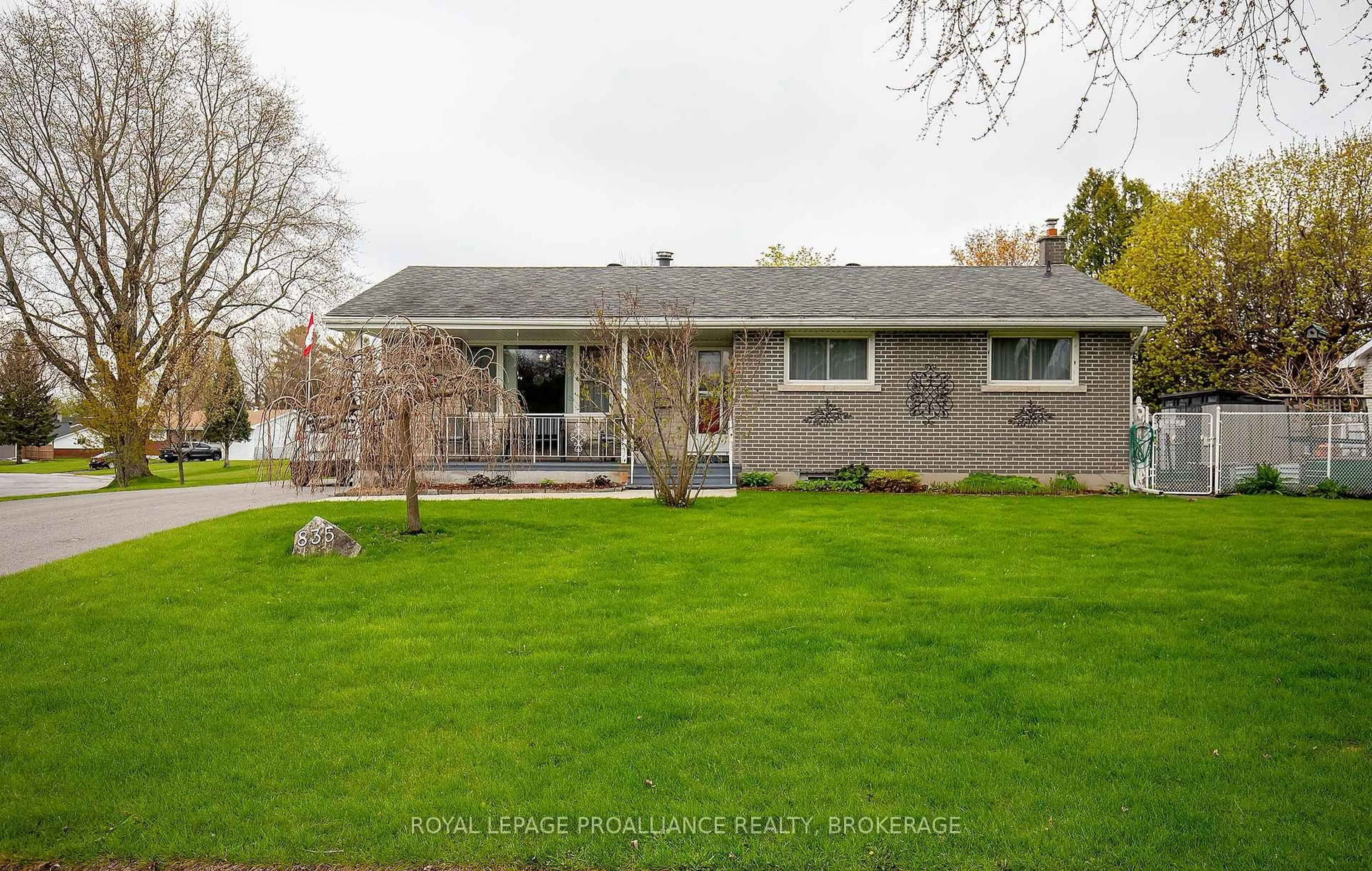 Unknown for 835 Nordic Ave, Kingston Ontario K7M 4S9