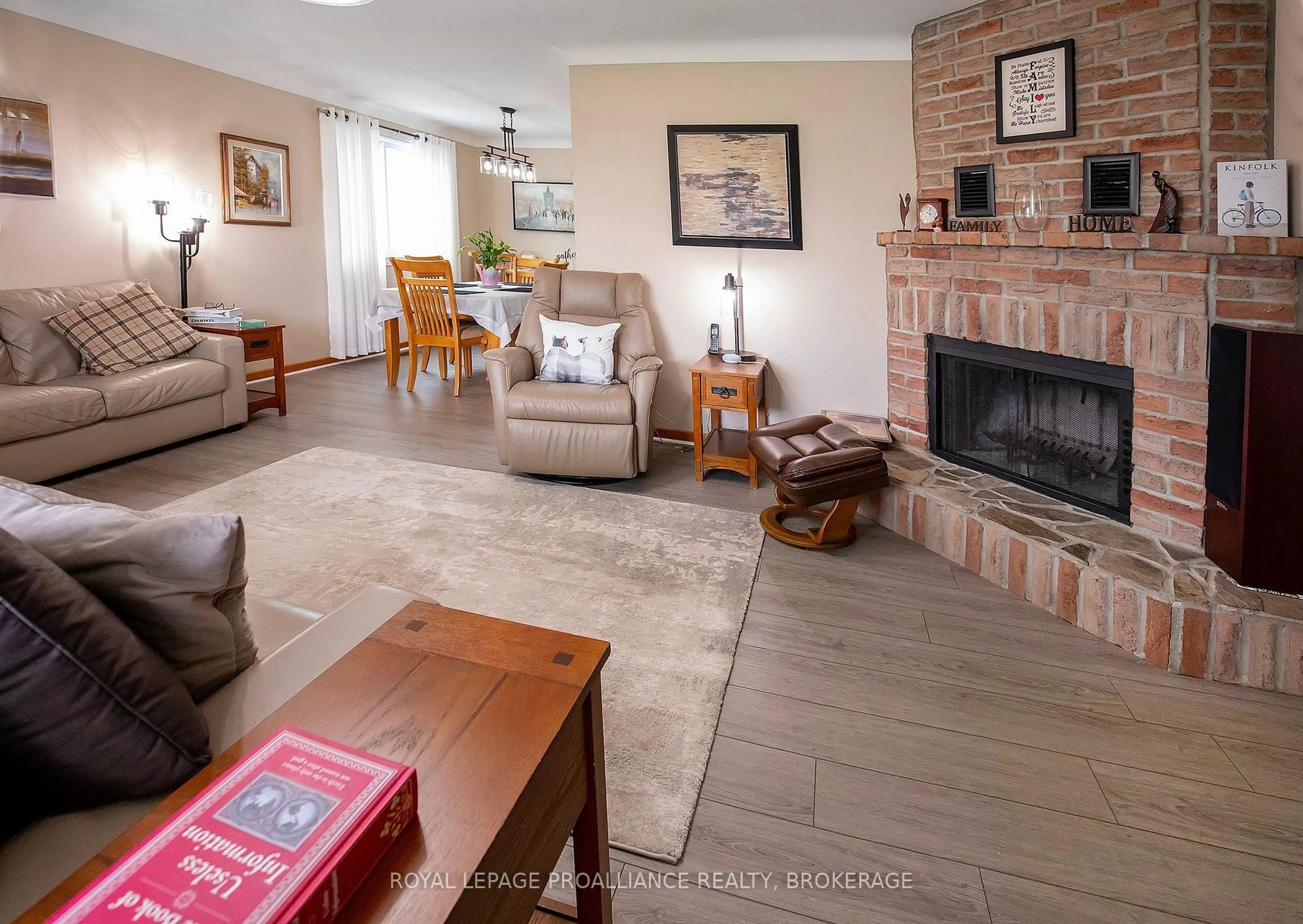 Living room with furniture, ceramic/tile floor for 835 Nordic Ave, Kingston Ontario K7M 4S9