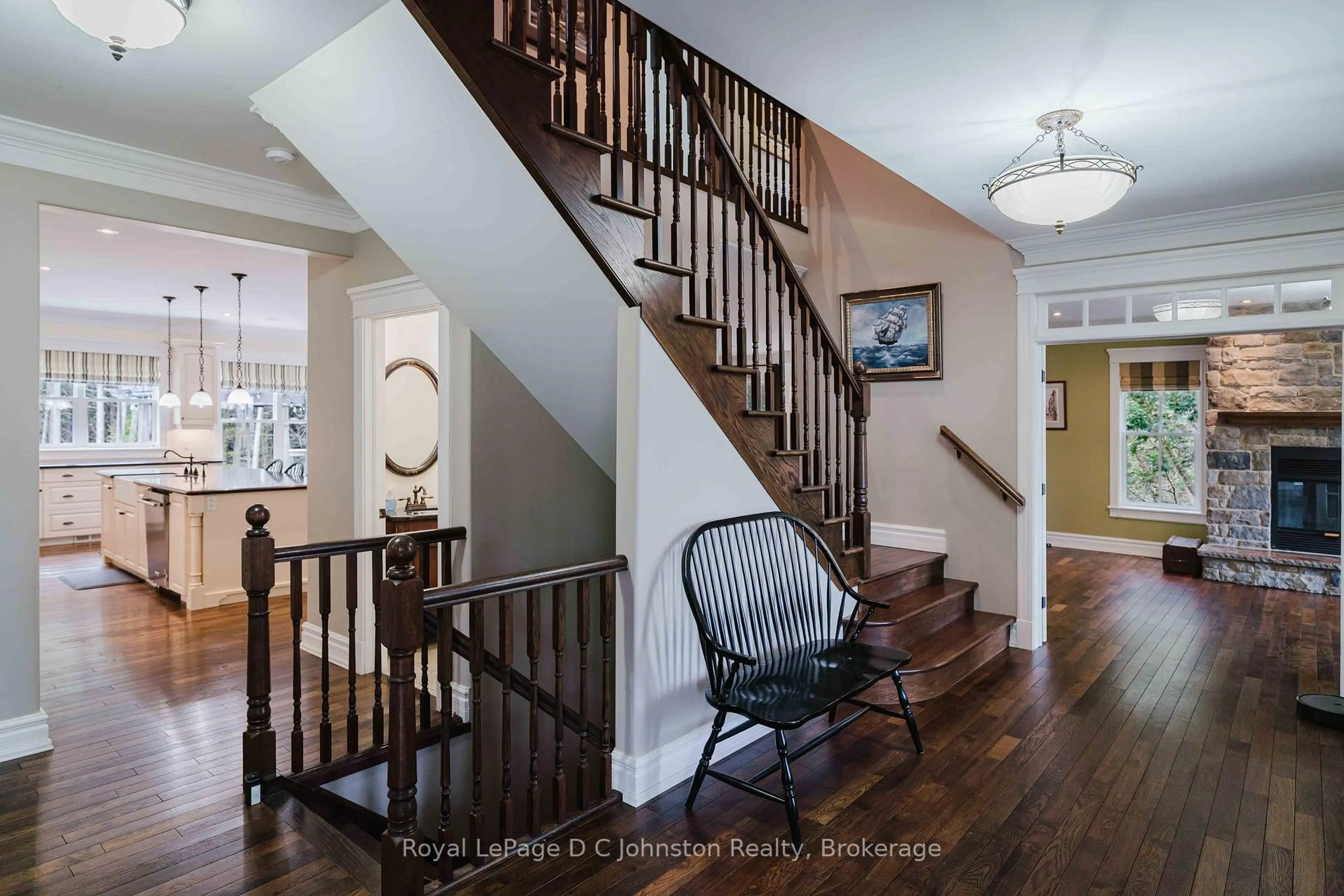 Indoor entryway for 184 Trillium Dr, Saugeen Shores Ontario N0H 2C2
