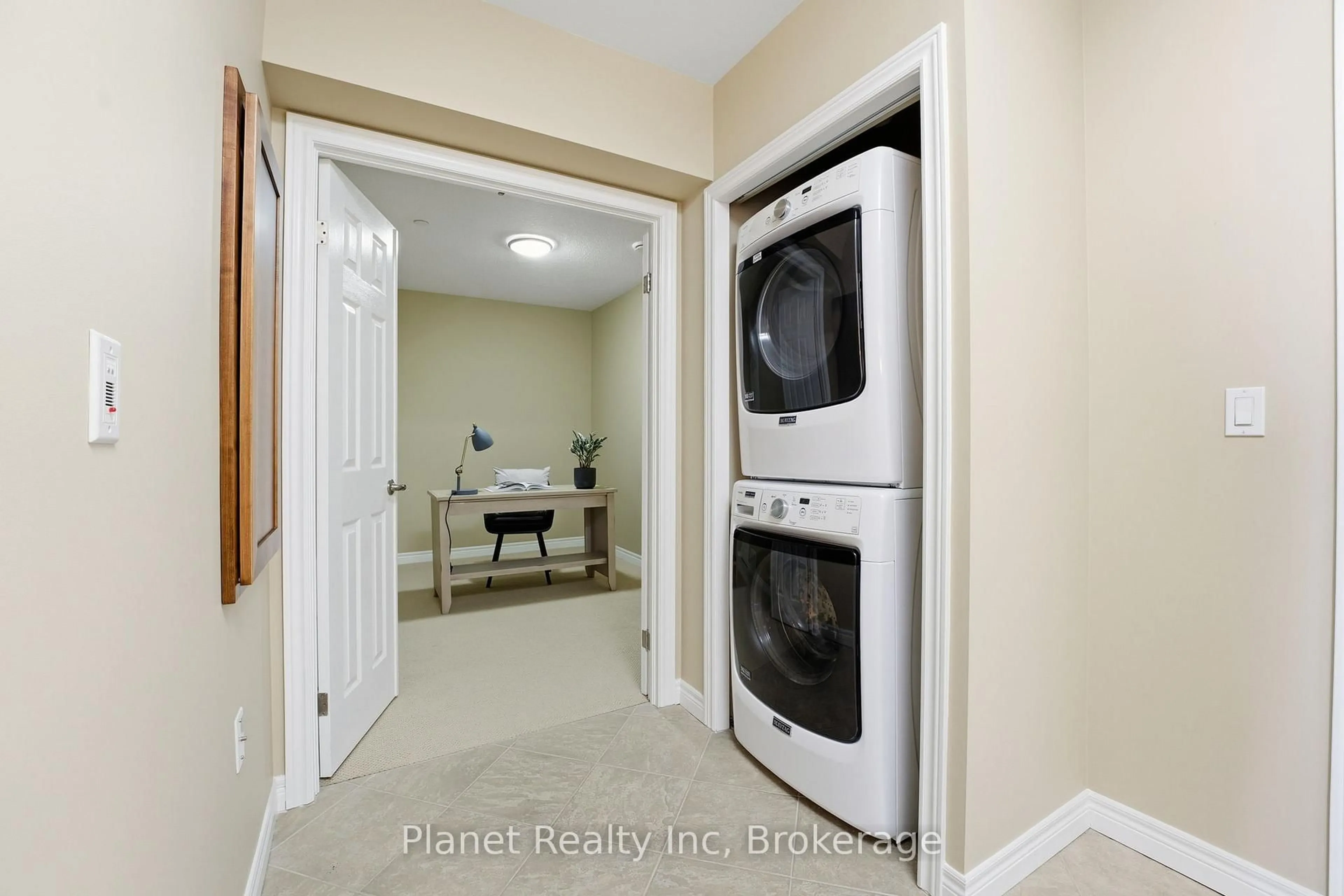 Laundry room for 65 BAYBERRY Dr #C305, Guelph Ontario N1G 5K8