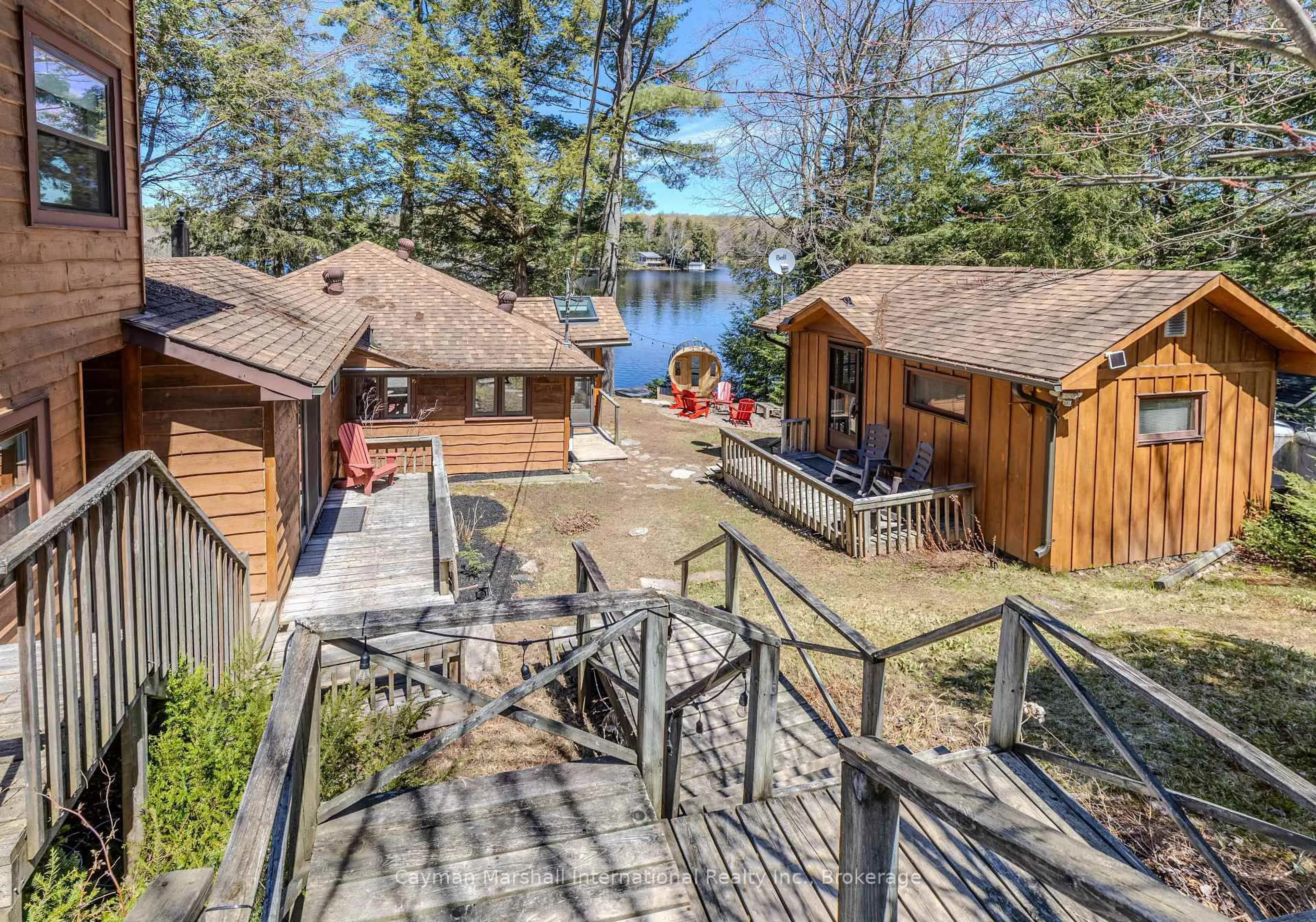 Patio, water/lake/river/ocean view for 1065 Rainbow Lane, Bracebridge Ontario P1L 1X3