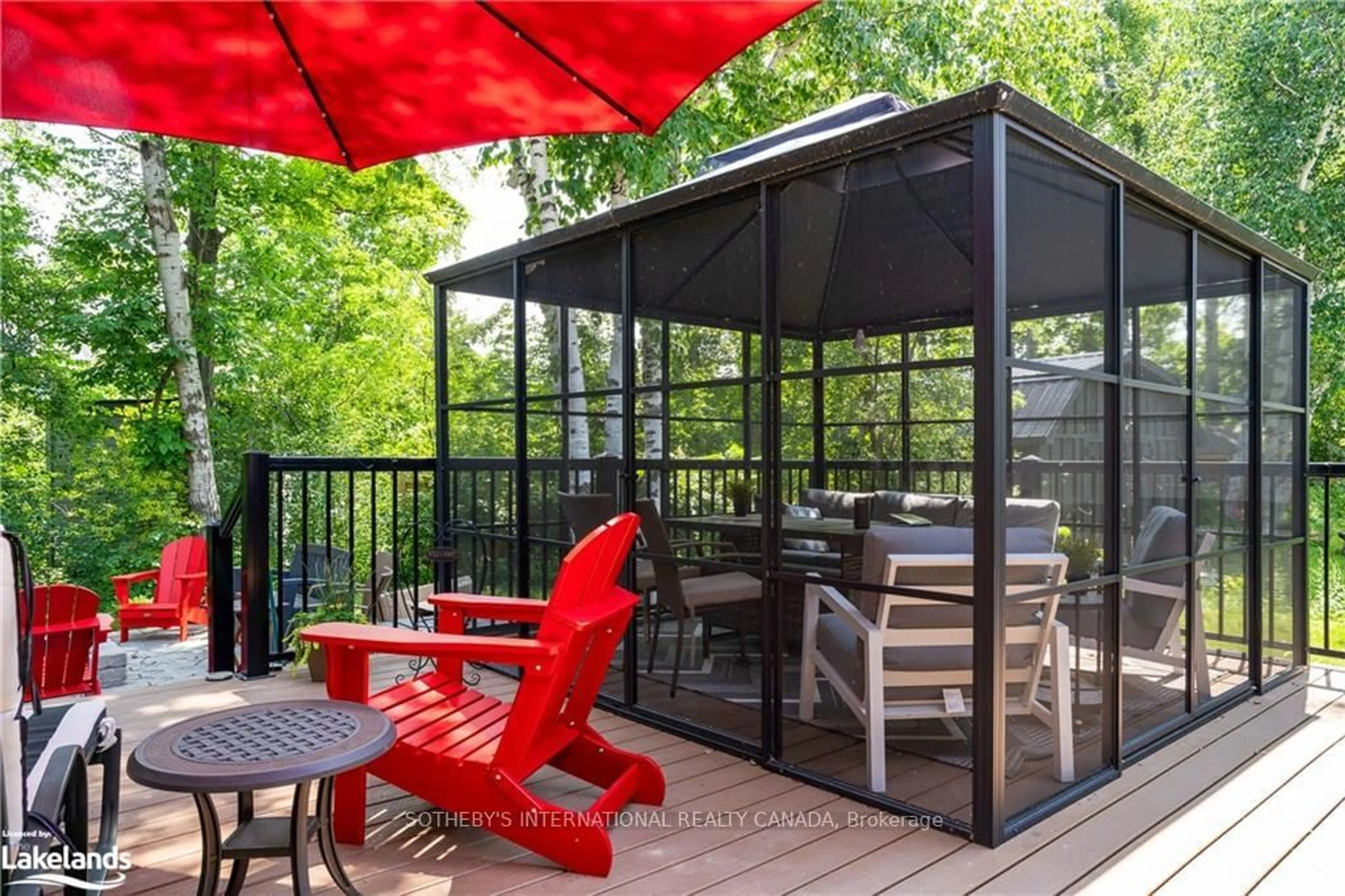 Patio, street for 188 Brooker Blvd, Blue Mountains Ontario L9Y 0M2