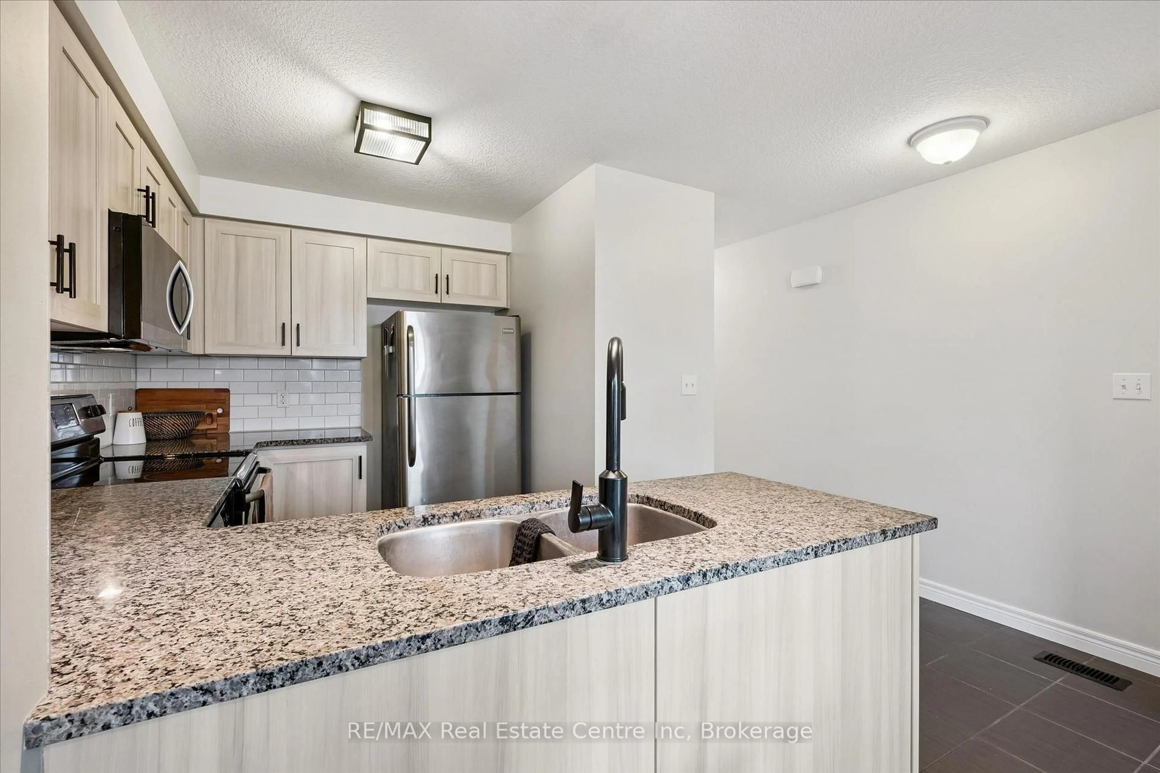 Standard kitchen, unknown for 634 WOODLAWN Rd #A, Guelph Ontario N1E 0K4