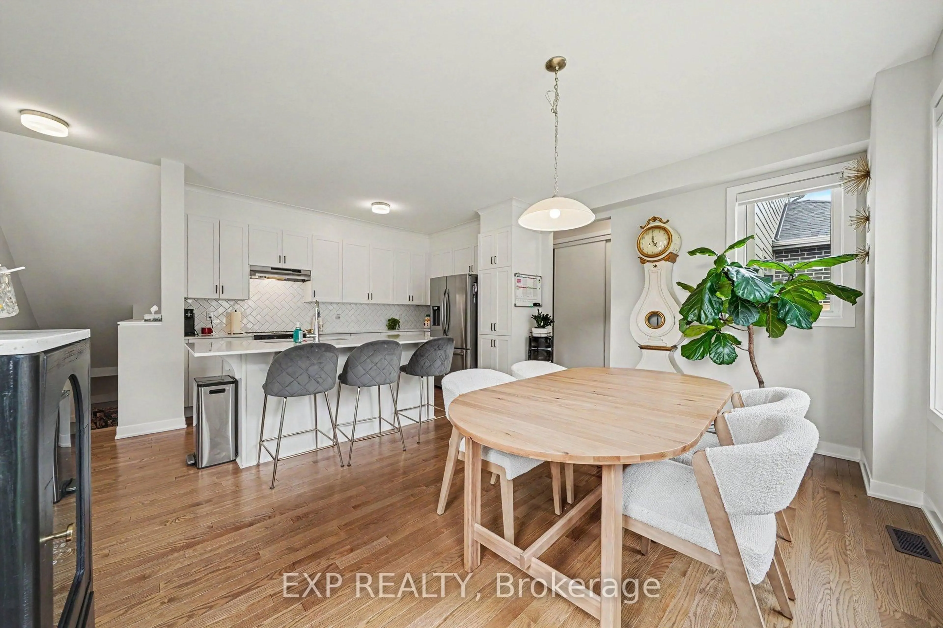 Open concept kitchen, wood/laminate floor for 233 Conservancy Dr, Ottawa Ontario K2J 7M5