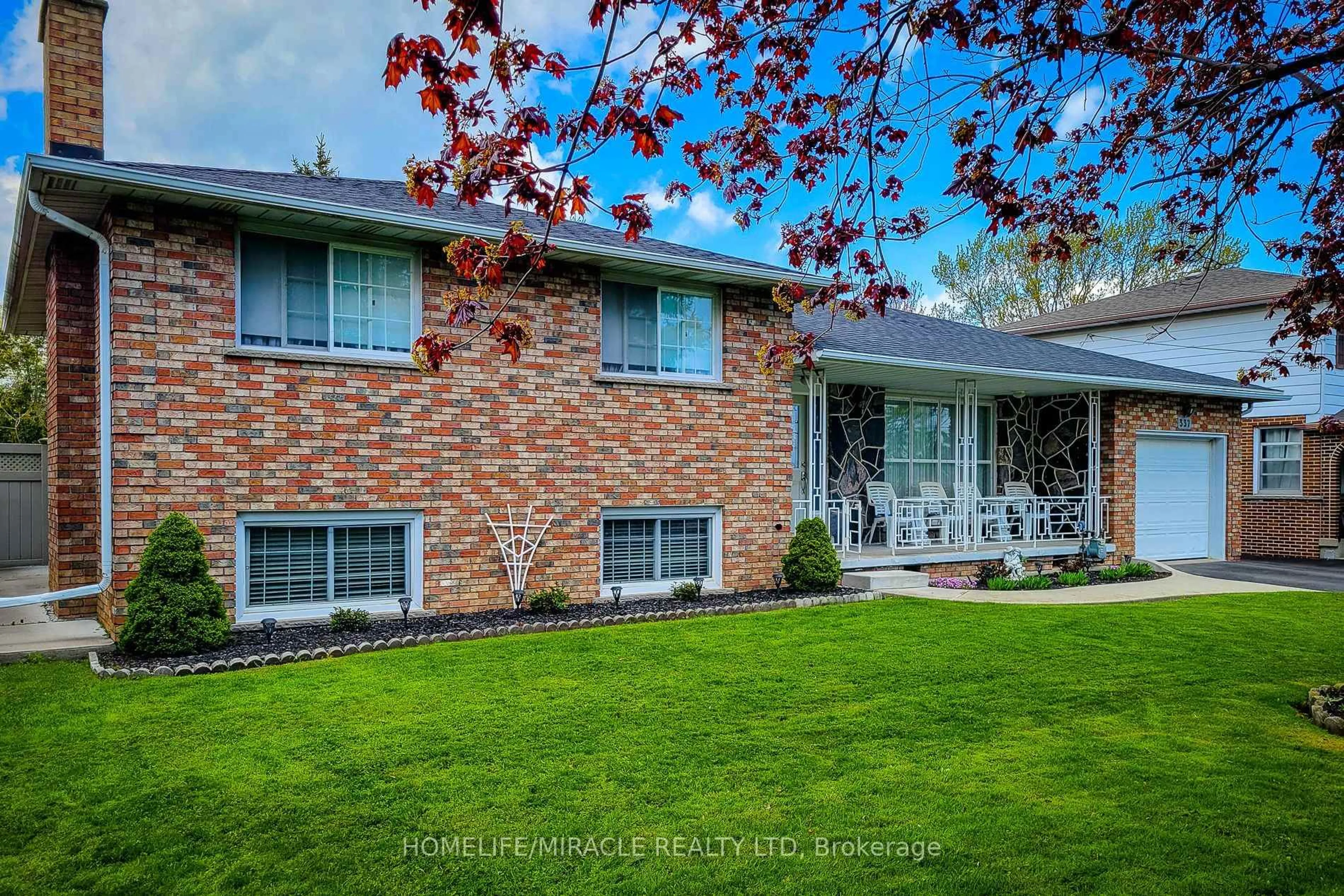 Home with brick exterior material, street for 337 McNeilly Rd, Hamilton Ontario L8E 5H4