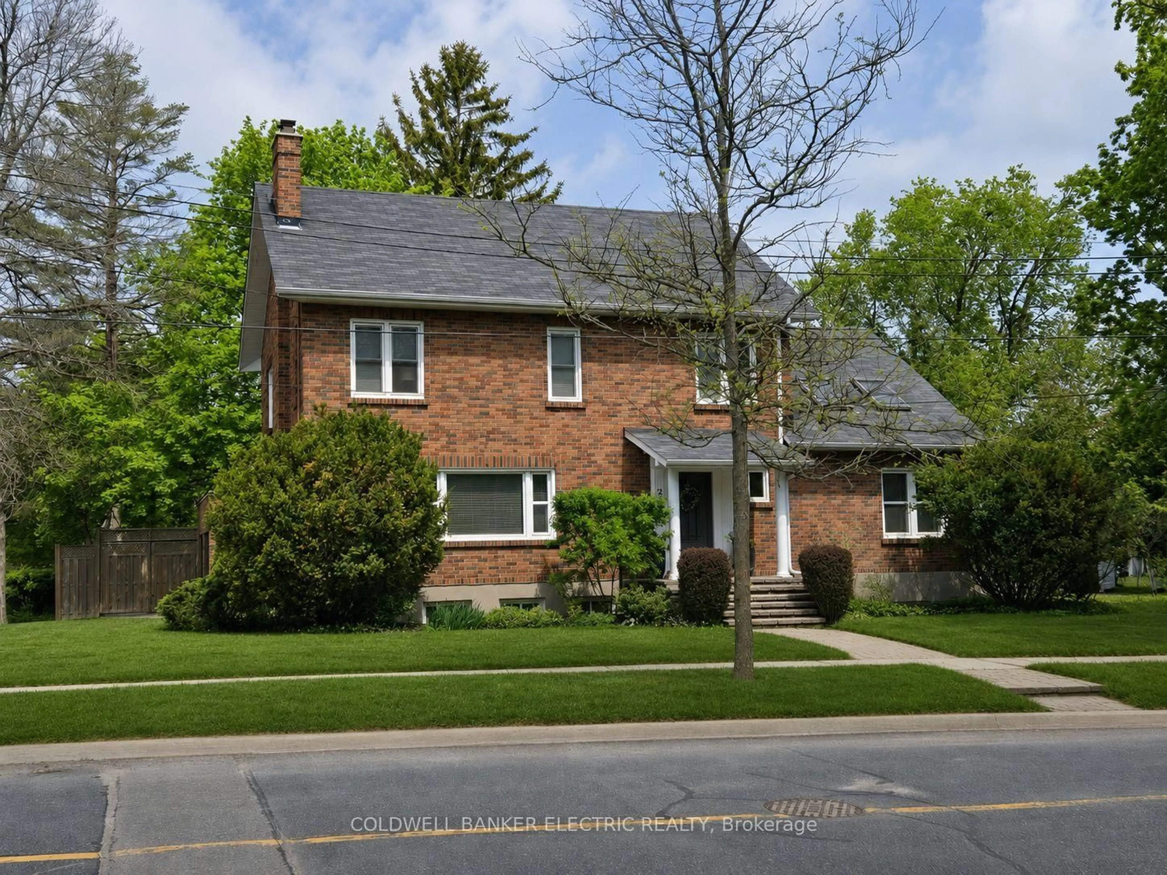Home with brick exterior material, street for 230 Geraldine Ave, Peterborough Ontario K9H 4T9