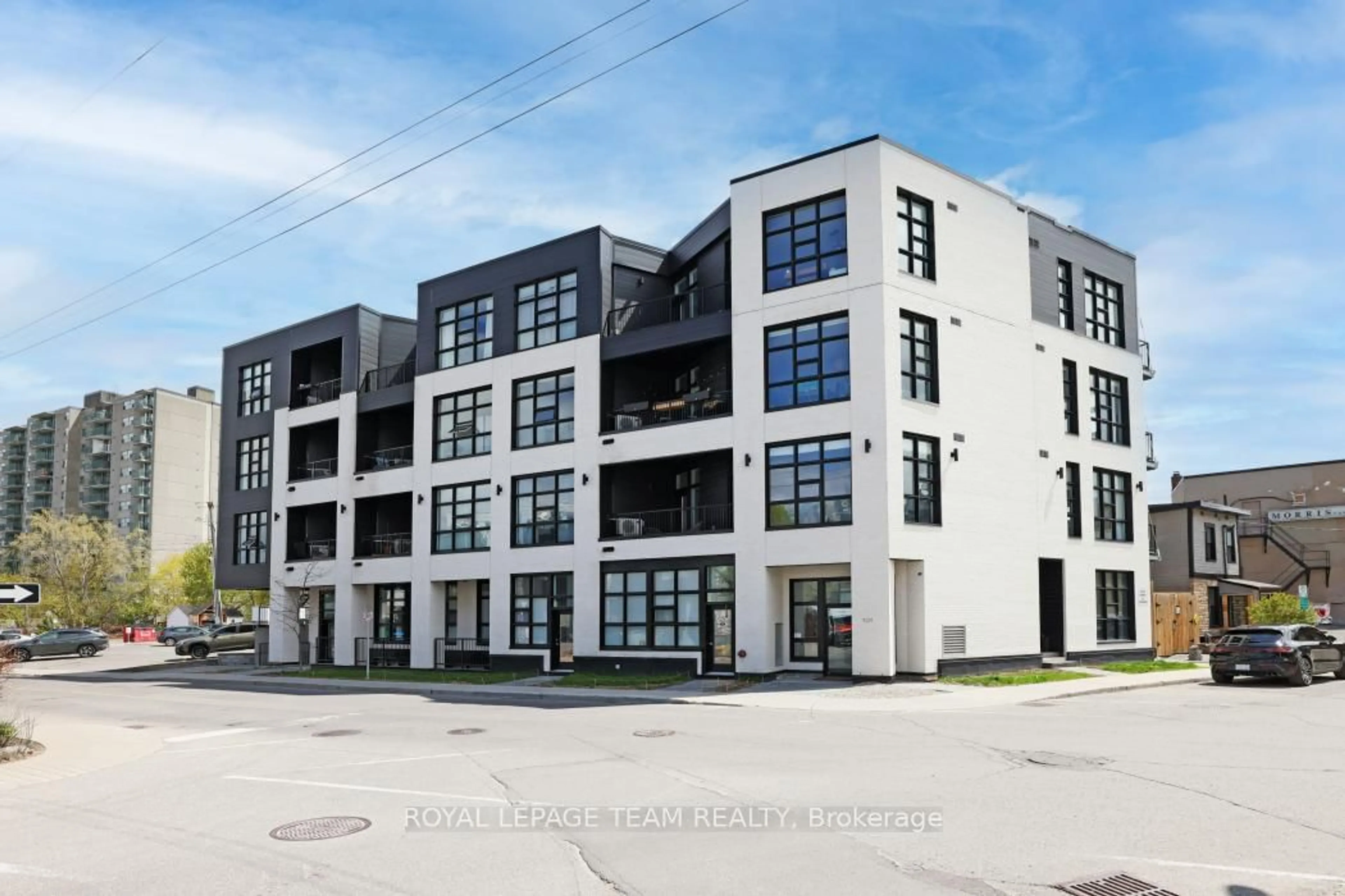 Unknown for 101 Pinhey St #303, Ottawa Ontario K1Y 1T7