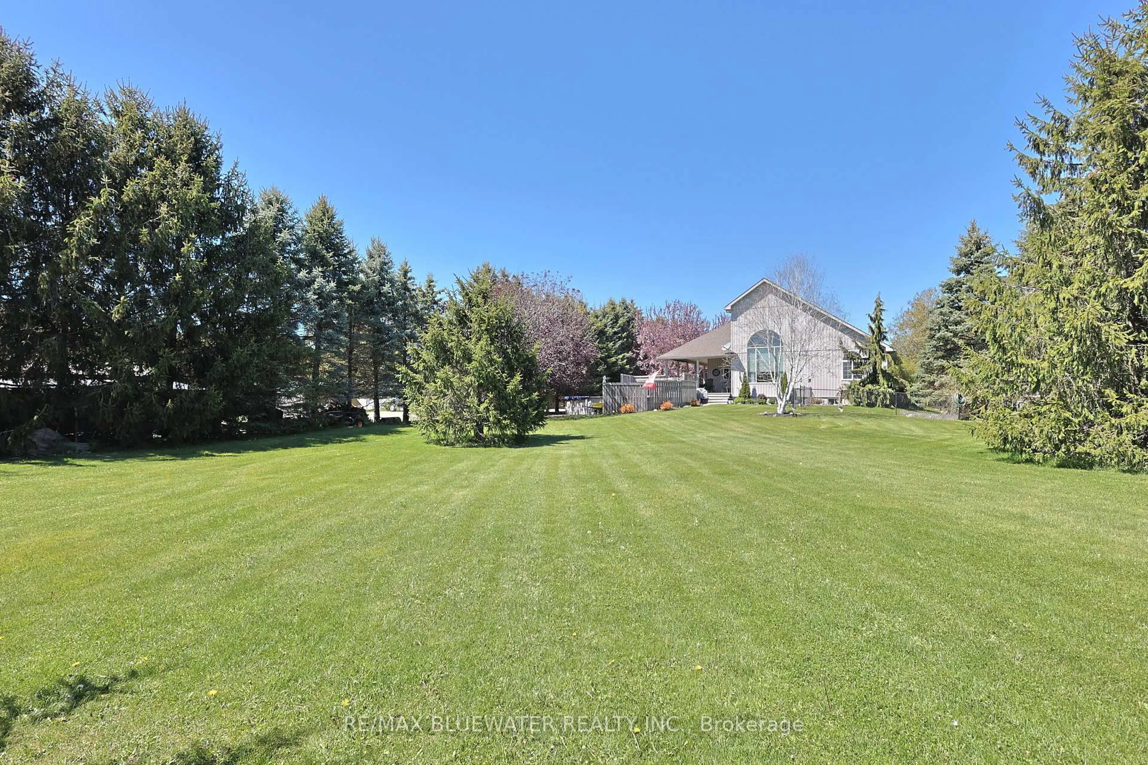 A pic from outside/outdoor area/front of a property/back of a property/a pic from drone, unknown for 295 Main St, Lambton Shores Ontario N0M 2N0