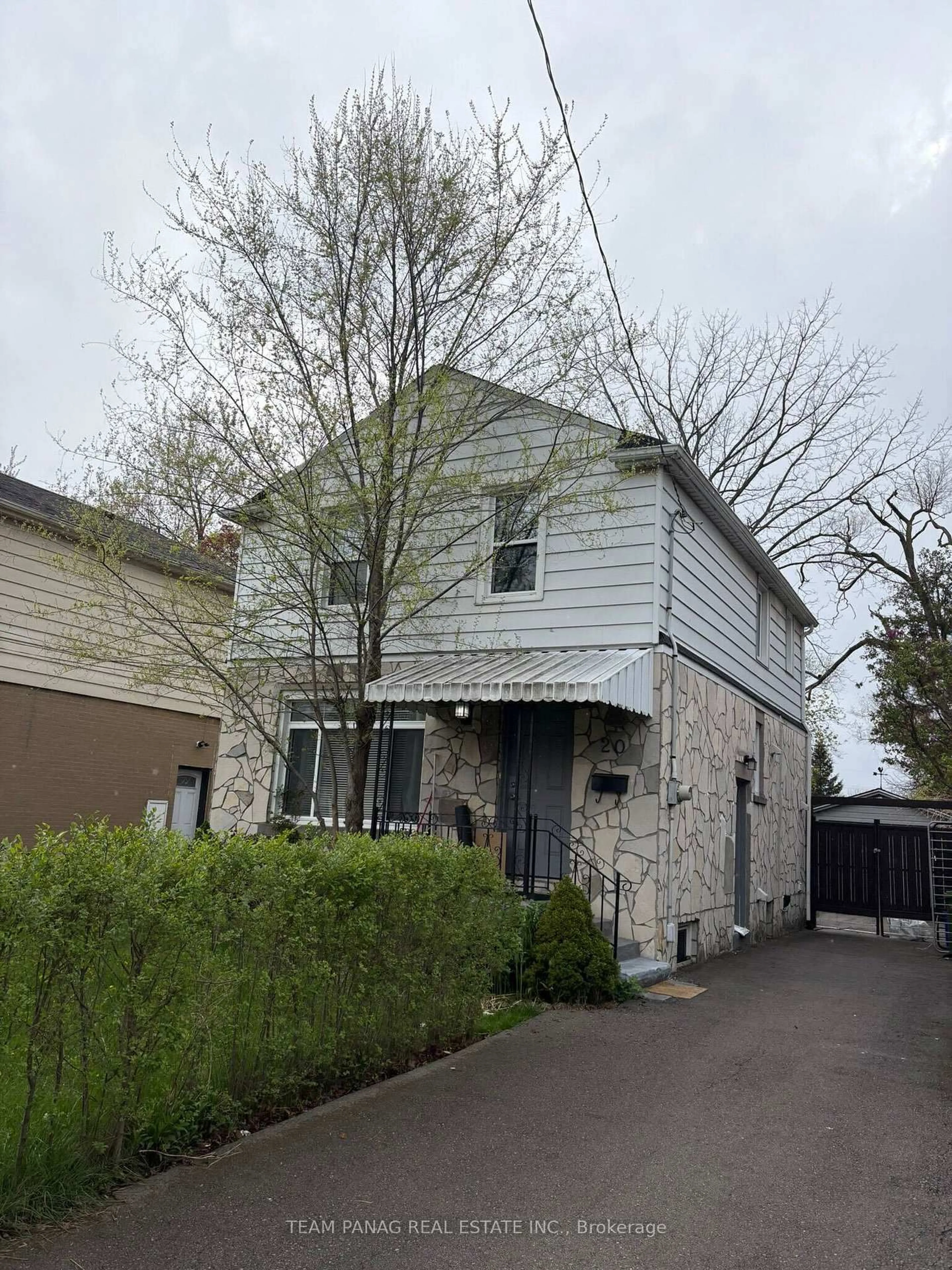 Unknown for 20 Kingsmount St, Hamilton Ontario L8S 3B3